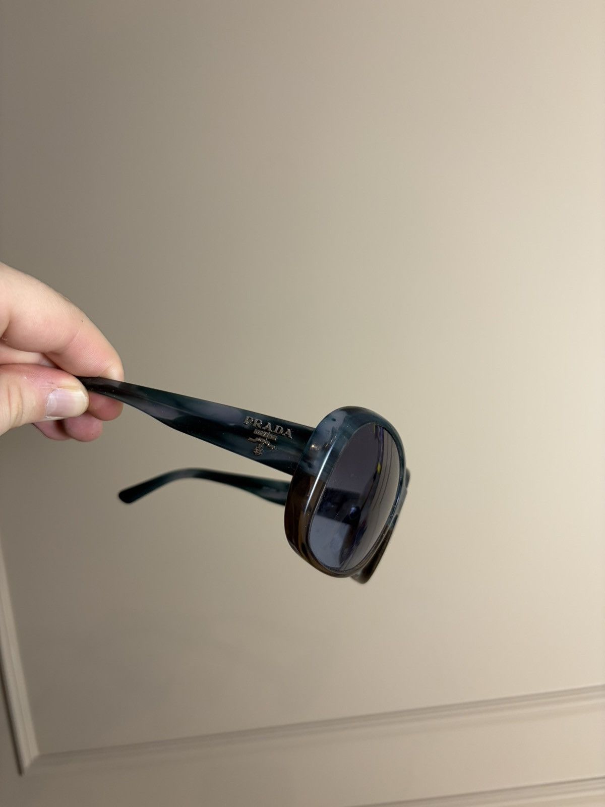 Prada Y2K PRADA OVERSIZED MASK SPR03M SUNGLASSES PUNK ROCK Size ONE SIZE - 2 Thumbnail