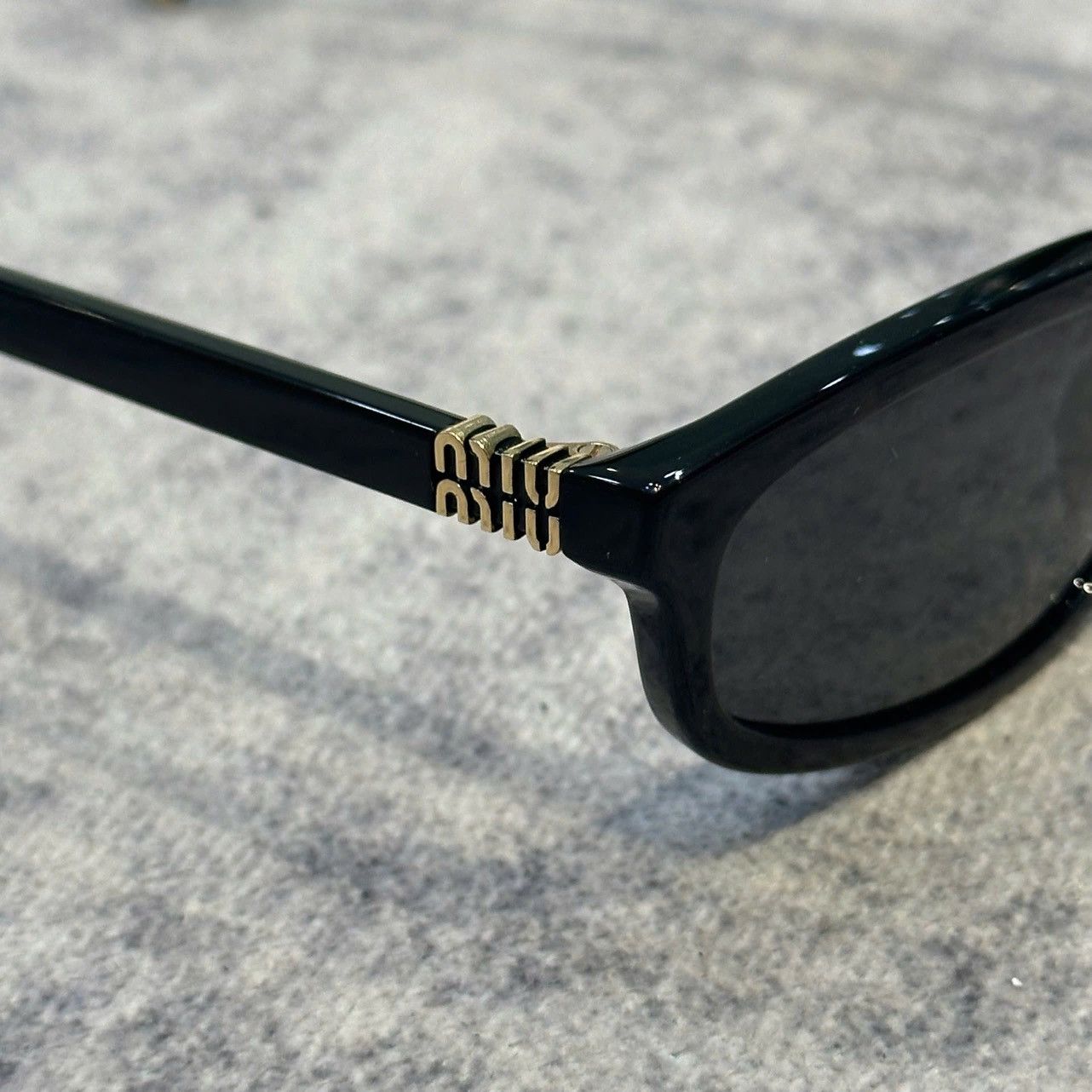 Miu Miu Miu Miu A06S 16K08Z Size ONE SIZE - 4 Thumbnail