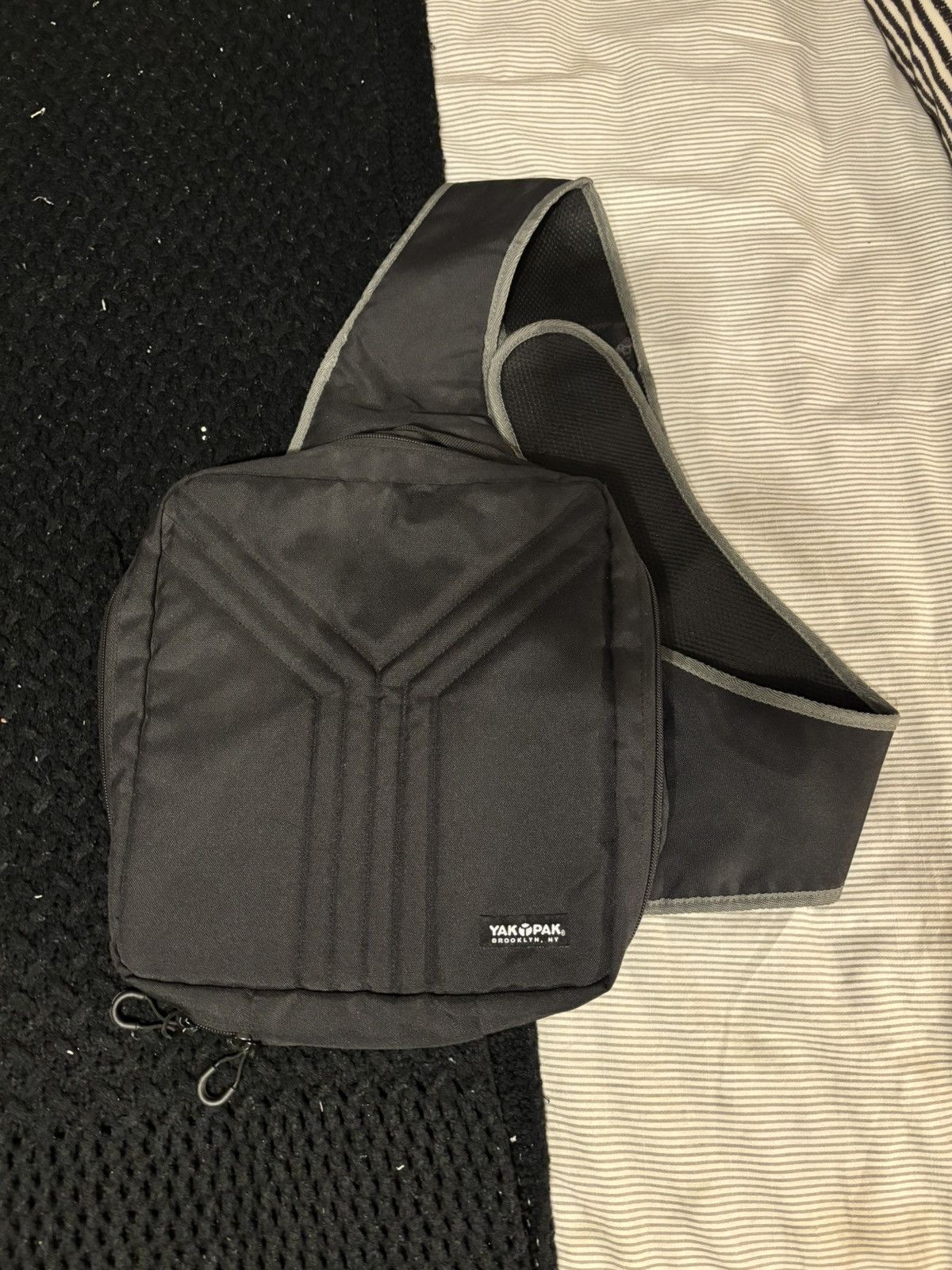 Designer × Japanese Brand × Vintage Black Yak Pak Size ONE SIZE - 1 Thumbnail