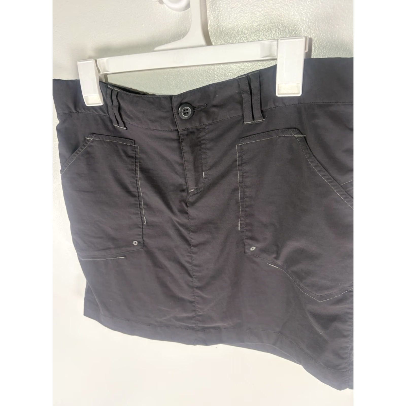 Eddie Bauer Eddie Bauer Sport Active Fit Gray Skirt/Shorts Womens Size M Size ONE SIZE - 2 Thumbnail