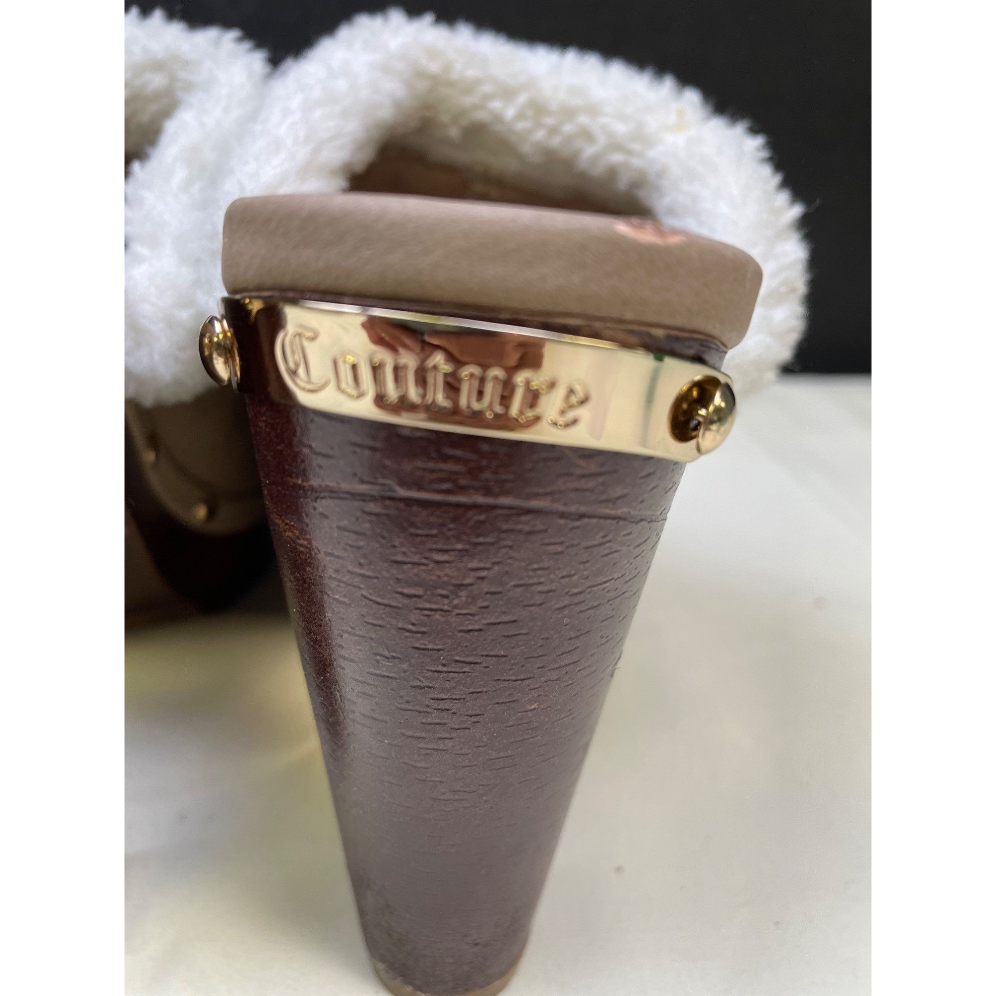 Juicy Couture Juicy Couture Women's Tan Faux Fur Shoes/ Clogs Heels 4.5" S Size US 7 / IT 37 - 8 Thumbnail