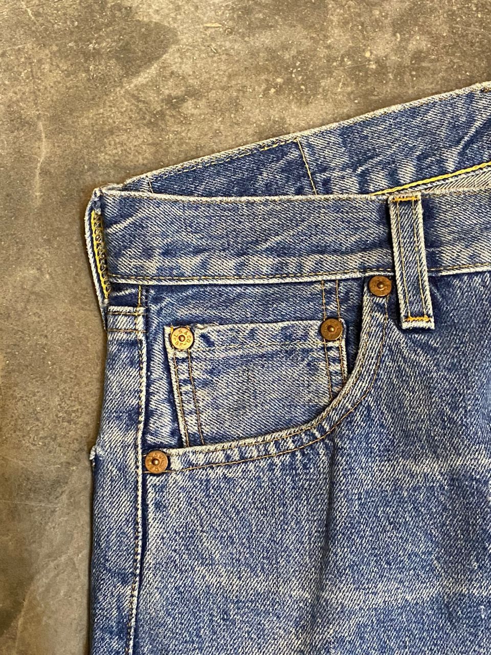 Levi's VINTAGE LEVIS 501 90S BUTTON 555 SELVEDGE PANTS Size US 29 - 5 Thumbnail