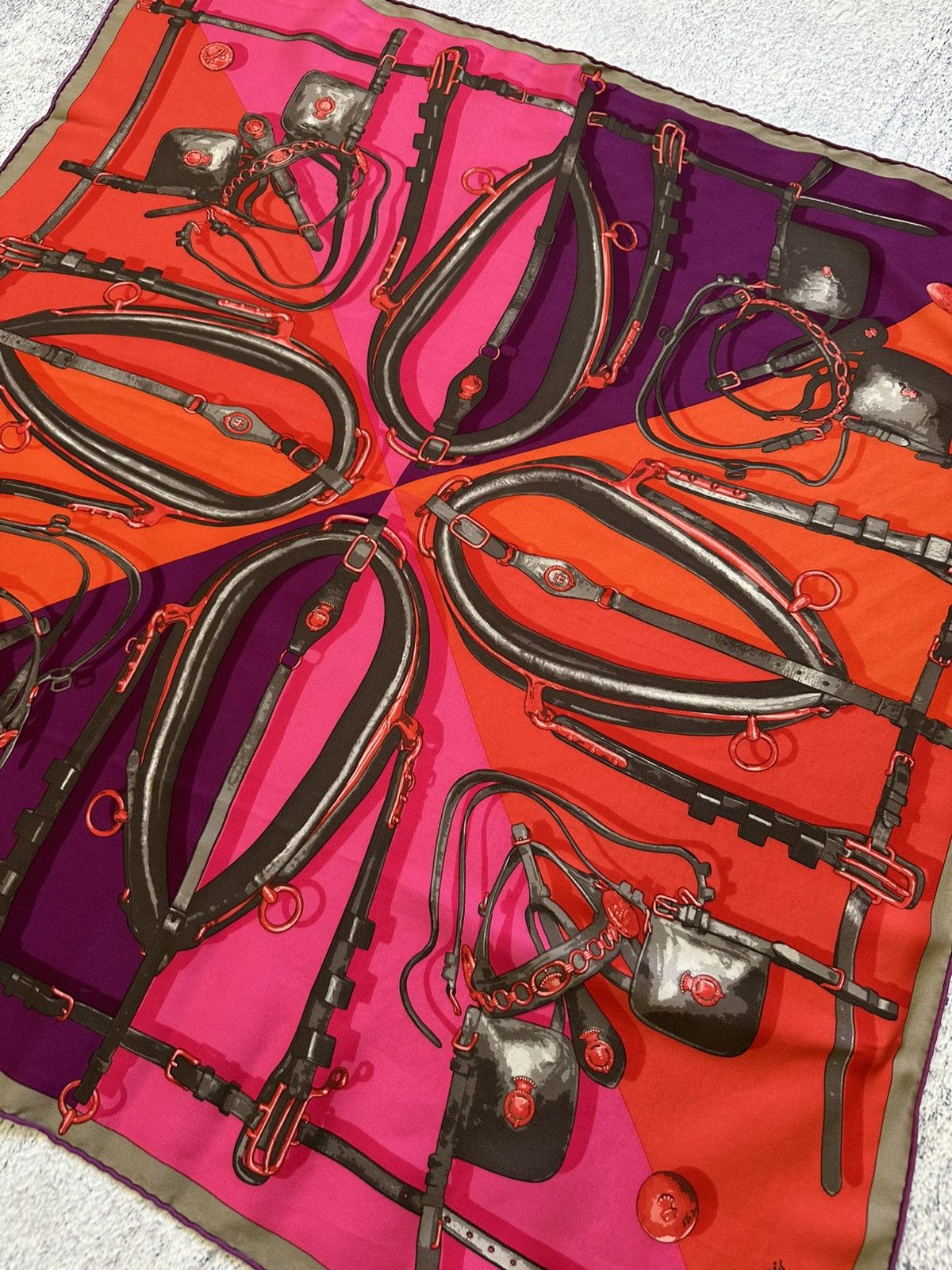 Hermes Vintage HERMES silk scarf 65cm Size ONE SIZE - 8 Thumbnail