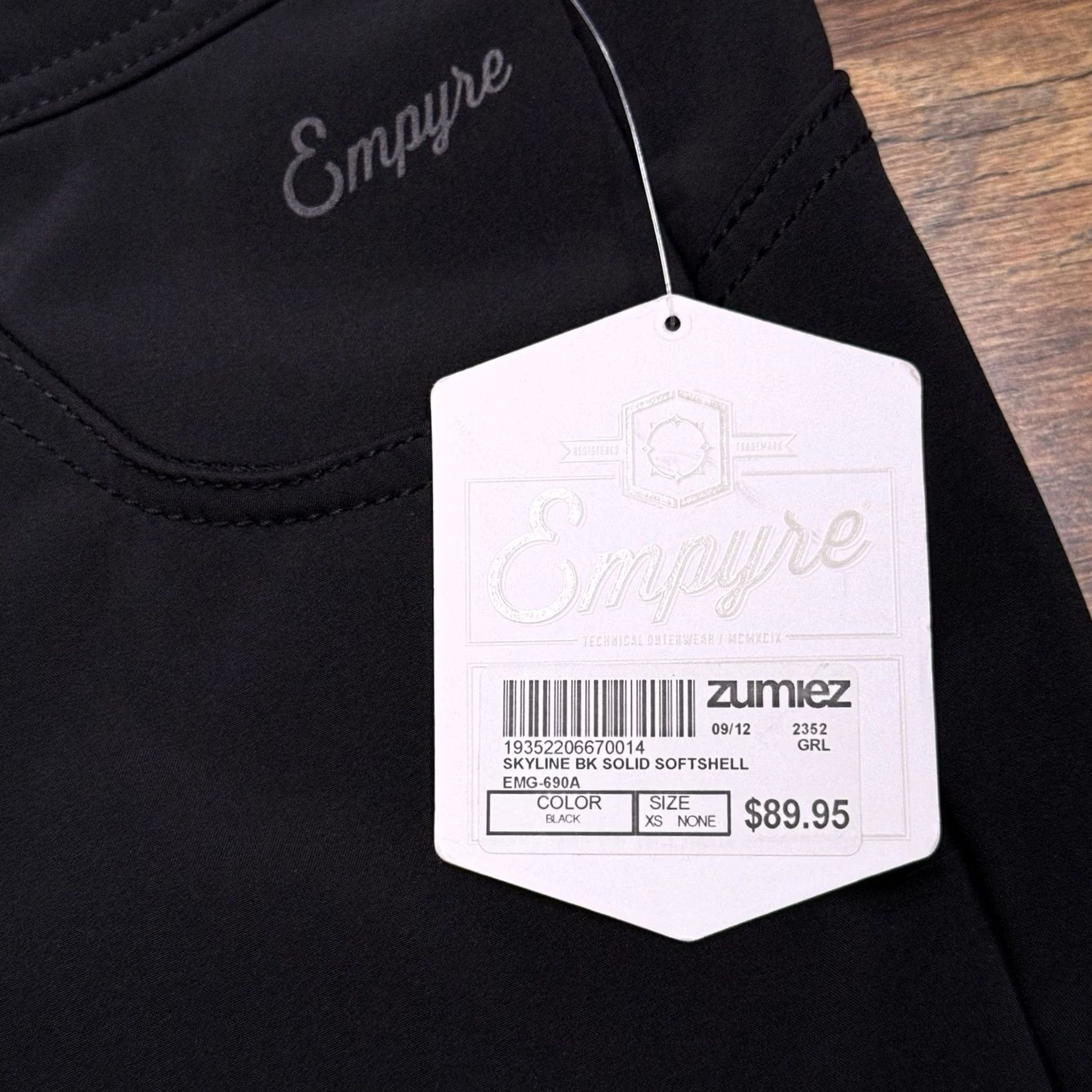 Empyre Empyre Skyline Pants Womens XS Black Softshell Stretch Zip Logo Outdoor Hiking Casual Travel Winter Spring Fall Regular Ready Size 26" / US 2 / IT 38 - 5 Thumbnail