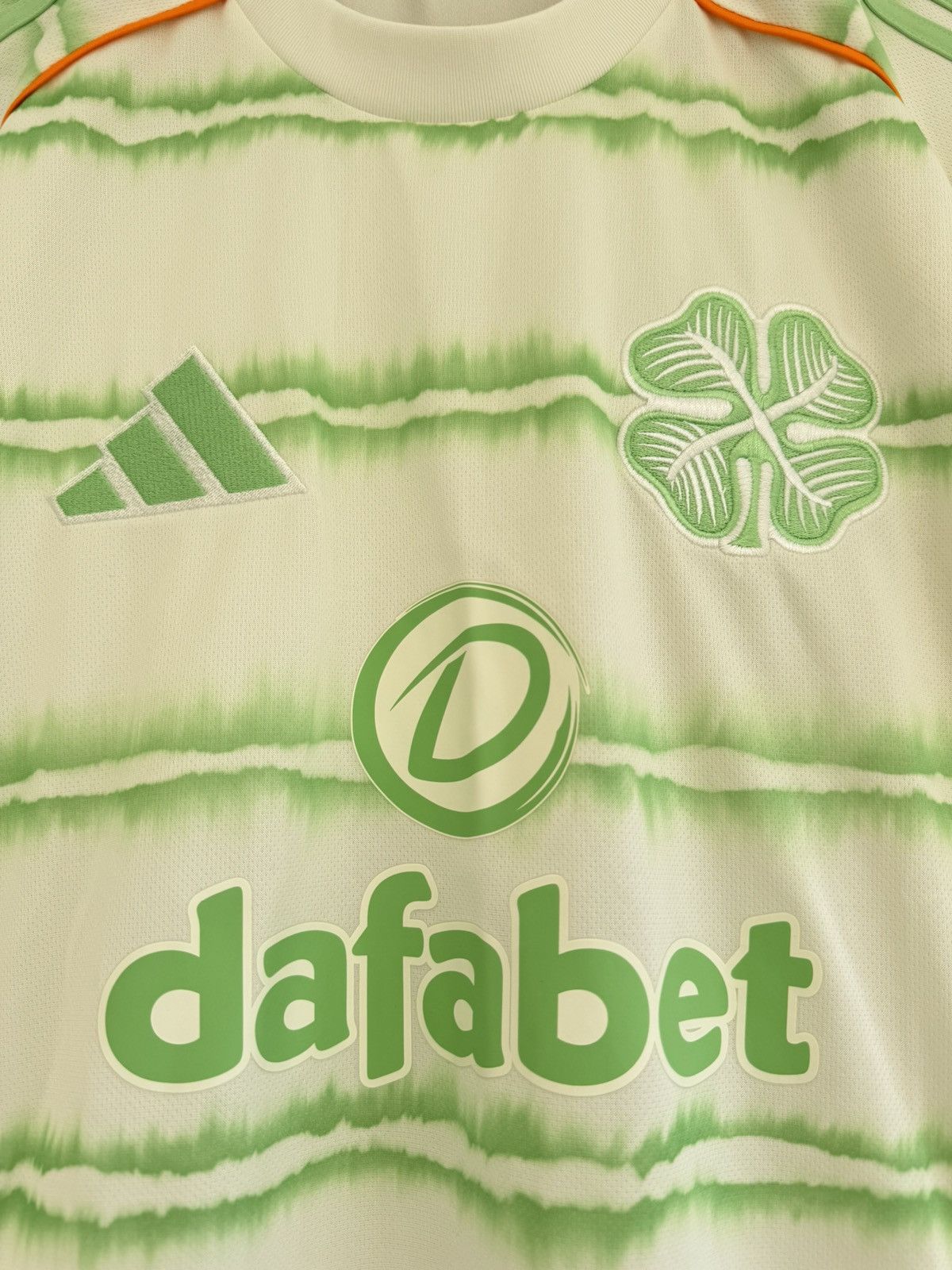 Adidas Celtic Glasgow 2025-2026 Third Soccer Jersey Football Shirt Size US M / EU 48-50 / 2 - 7 Thumbnail