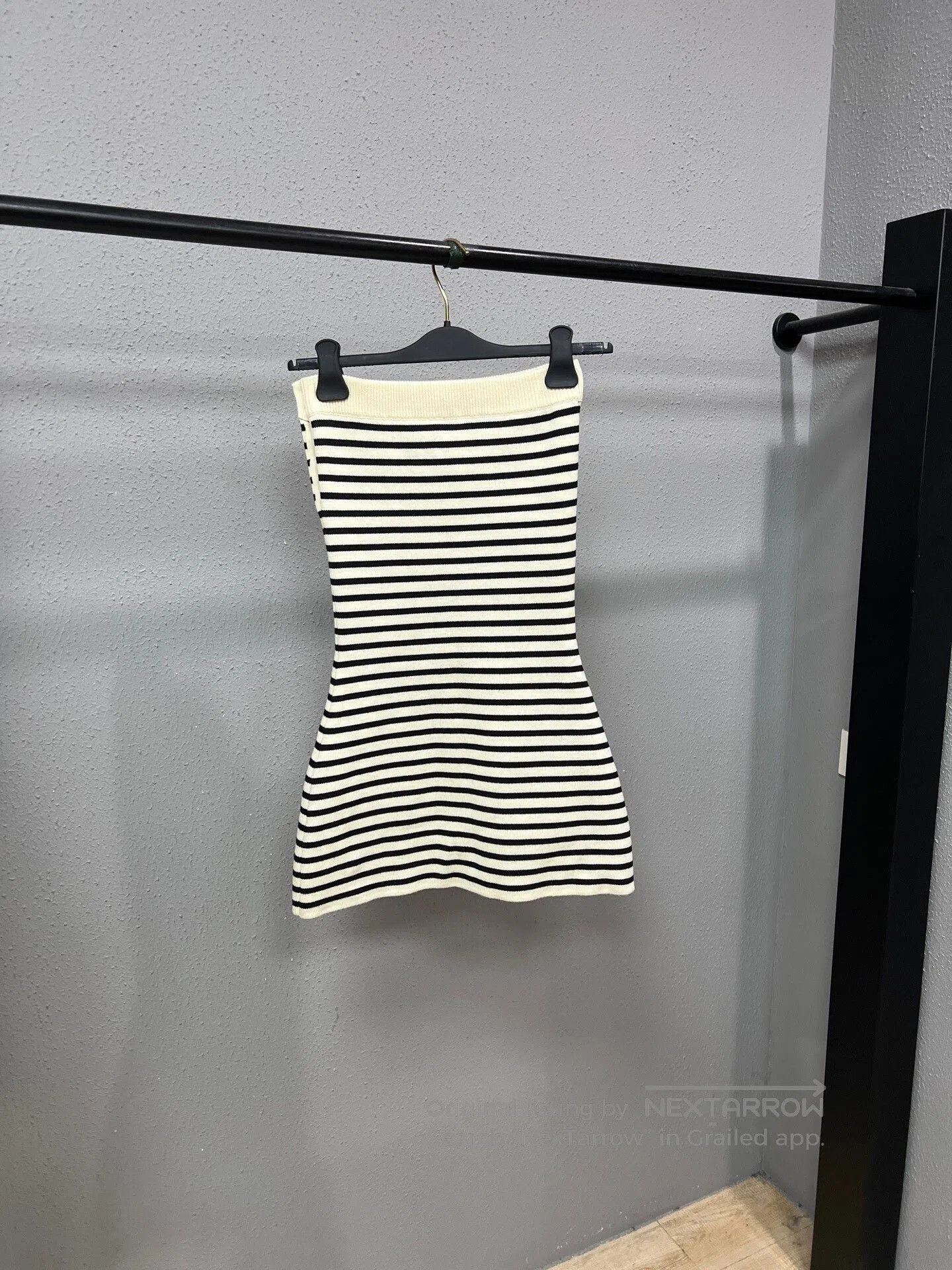 Celine celine striped bodycon skirt in black and white. Size 23" - 2 Thumbnail