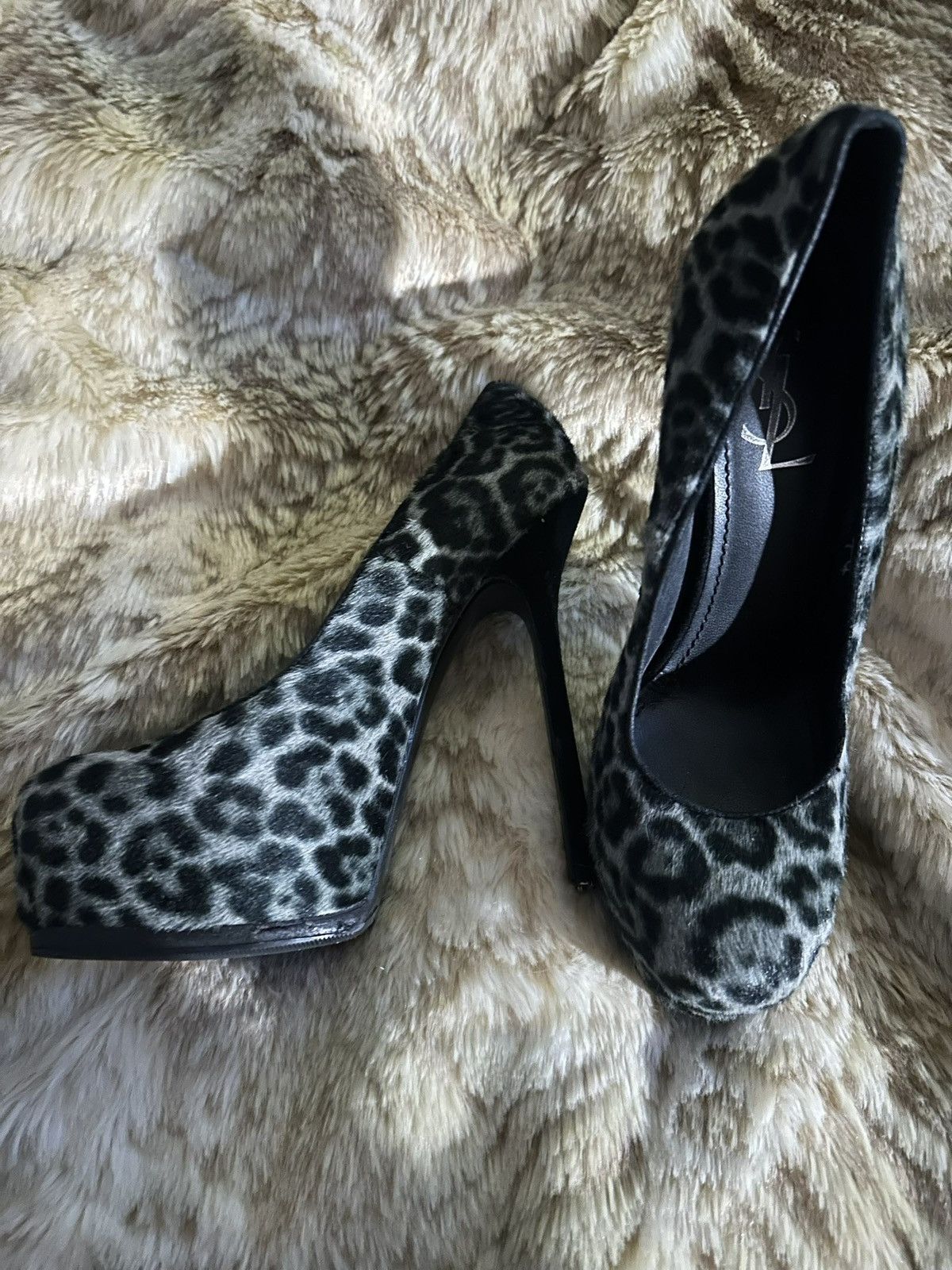 Yves Saint Laurent Saint laurent YSL Leopard print Platform pumps Size US 9 / IT 39 - 5 Thumbnail