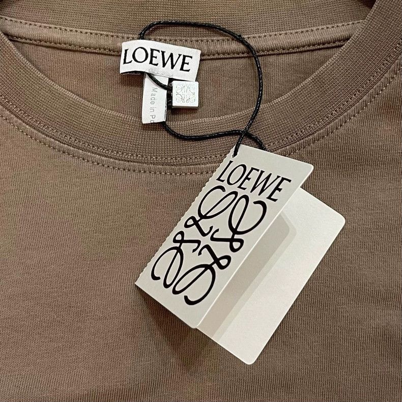 Loewe loewe Brown chest with embroidered pink pocket logo short s Size US S / EU 44-46 / 1 - 6 Thumbnail