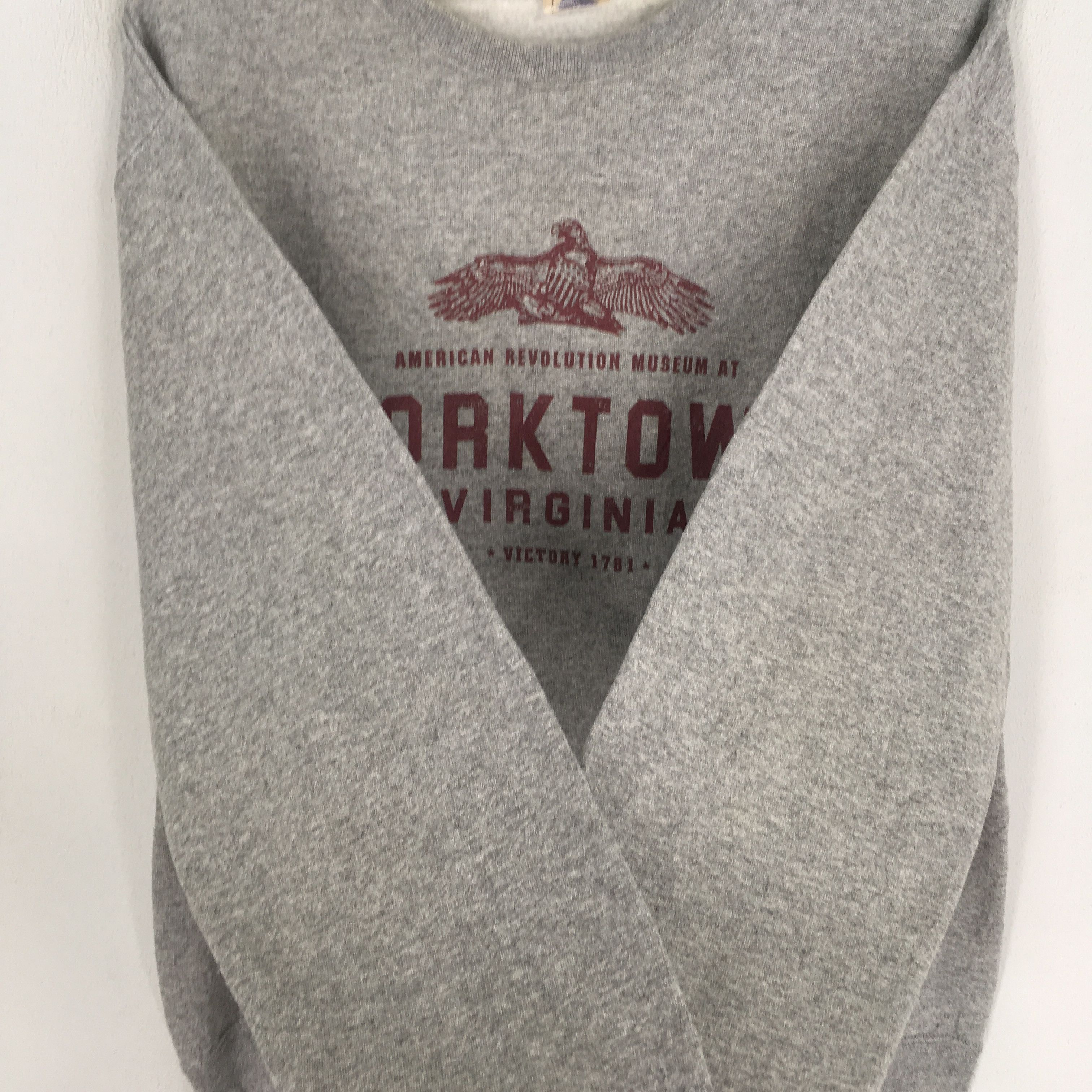 Jerzees vintage sweatshirt gray yorktown virginia - 360 Size US M / EU 48-50 / 2 - 10 Thumbnail