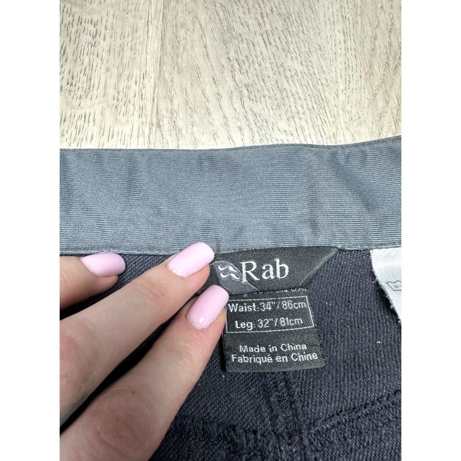 Rab Rab Mens Outdoor Trekking Pants 34 Gray Polyamide Logo Regular Waist 44cm Inseam 80cm Windbreaker Style Pants Mens Size US 34 / EU 50 - 6 Thumbnail
