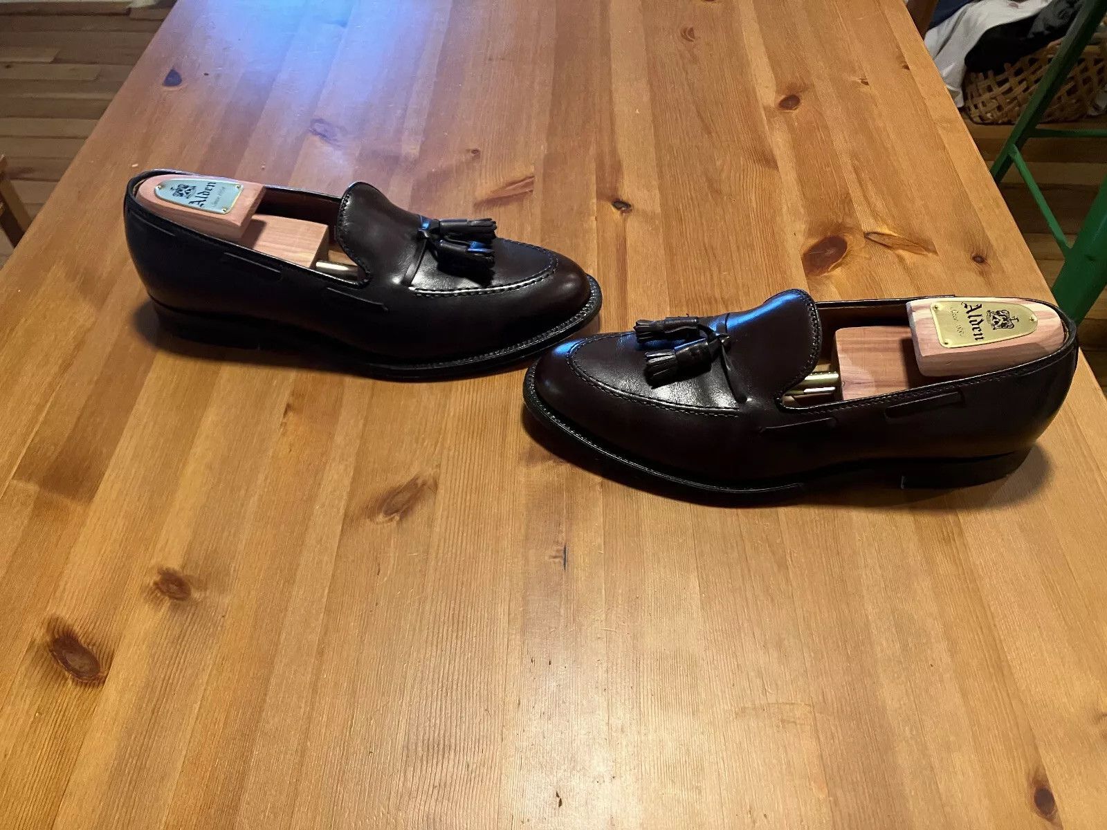 Alden Alden 561 Tassel Moccasin Loafer (Dark Brown Calf) Sz. 9.5 Size US 9.5 / EU 42-43 - 3 Thumbnail