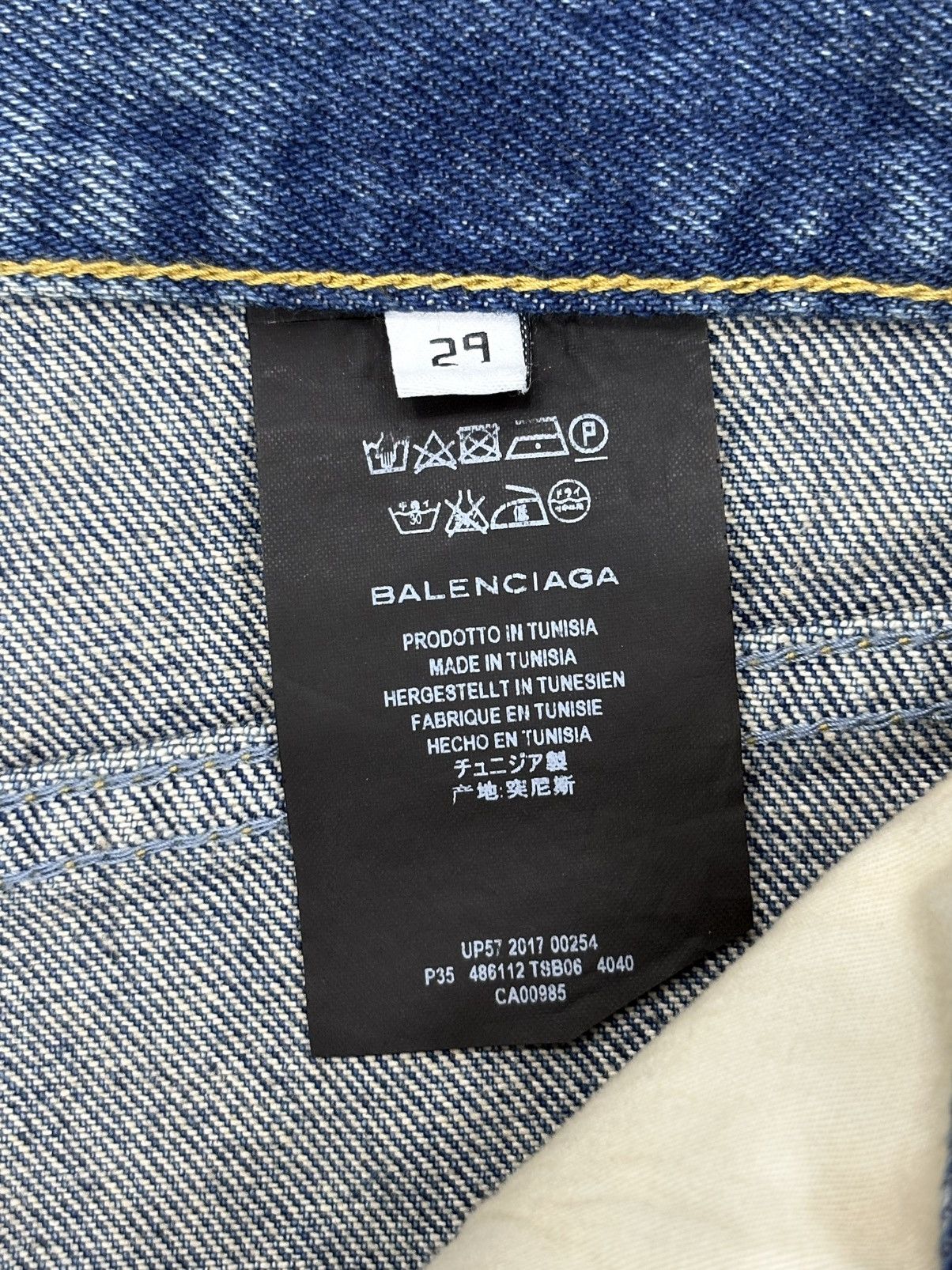Balenciaga Balenciaga Stonewashed Bleach Brush Denim Jeans Size US 29 - 11 Thumbnail