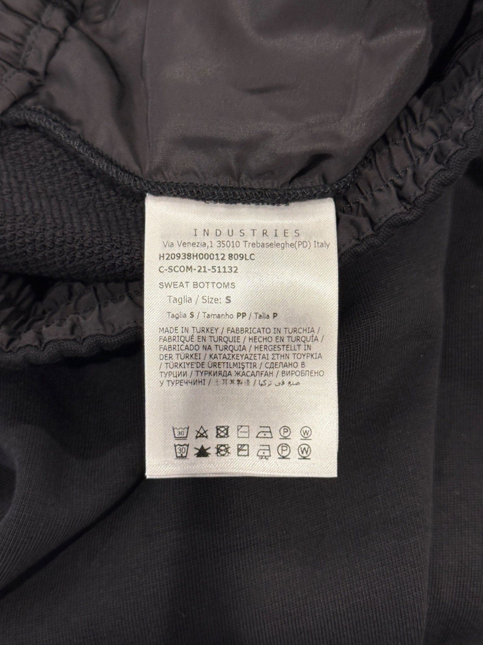 Moncler Moncler Logo Patch Cotton Sweatpants Black Size US 33 - 7 Thumbnail