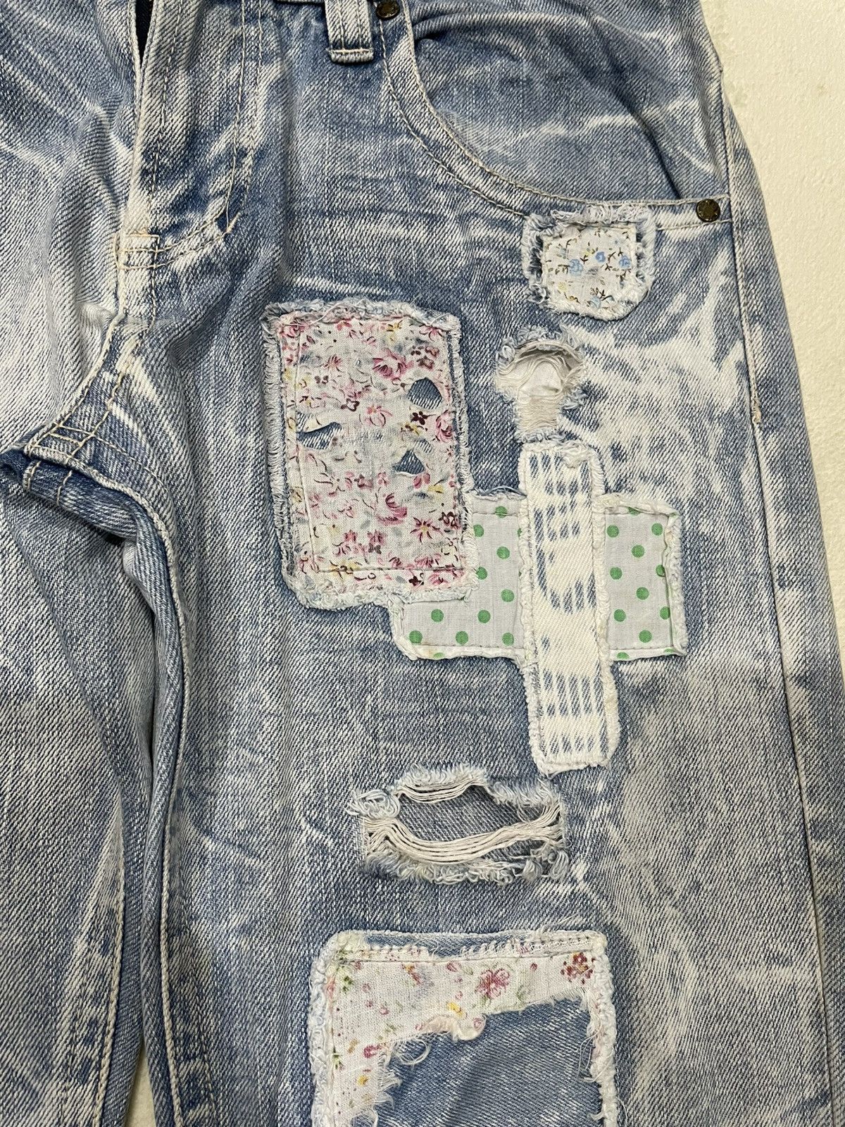 Japanese Brand Vintage Sky Bomber faded distress riped denim jeans Size US 30 / EU 46 - 7 Thumbnail