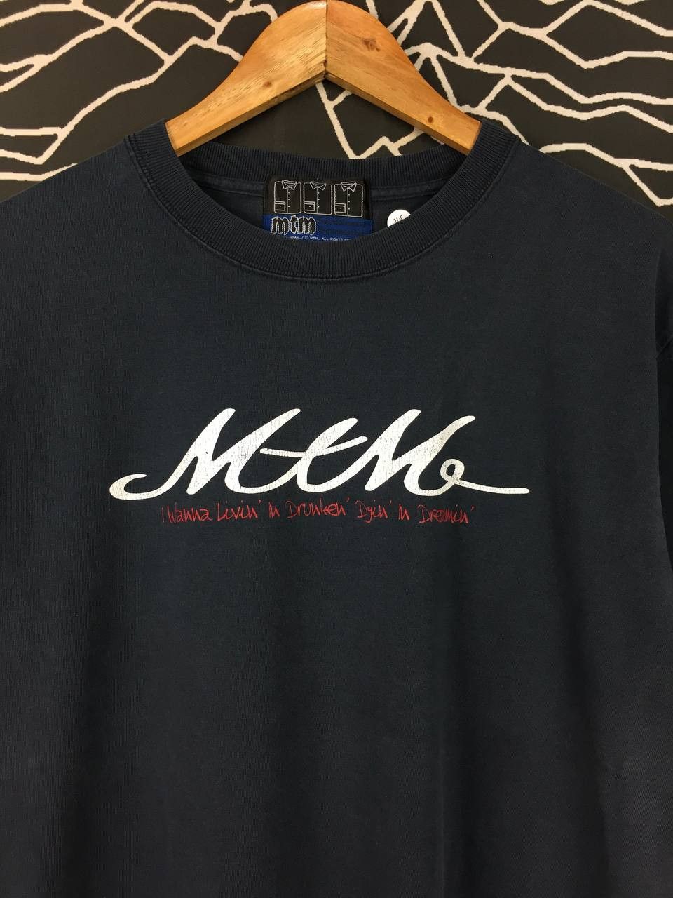 Japanese Brand Vtg 00s MTM Entertainment Hypermarket Made In Japan Tee Size US L / EU 52-54 / 3 - 9 Thumbnail