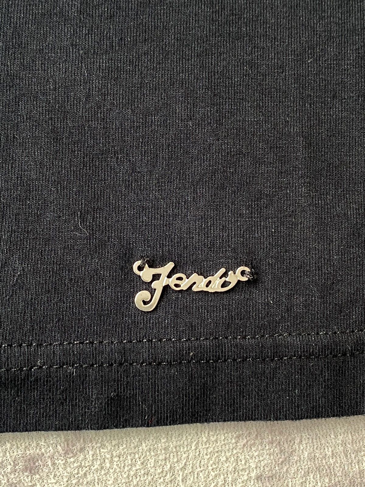 Fendi Fendi Italy V-Neck Tees Size M / US 6-8 / IT 42-44 - 2 Thumbnail
