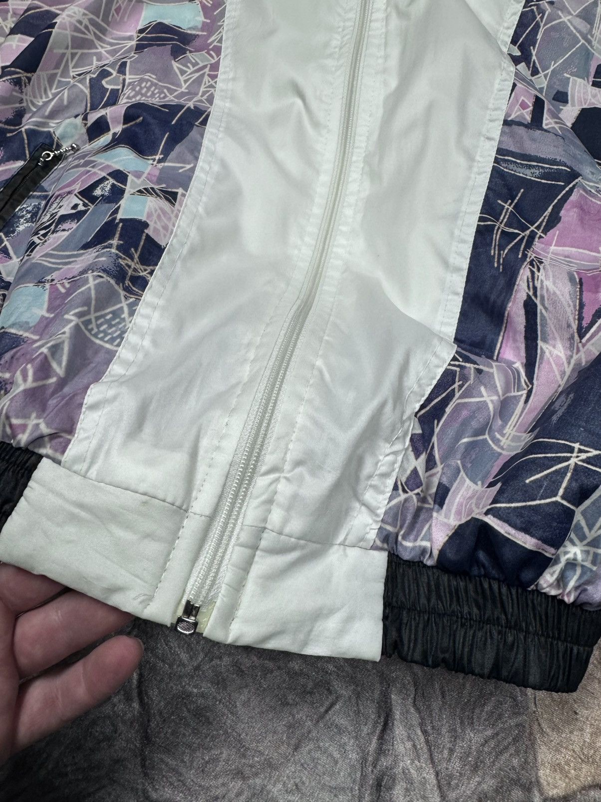 If Six Was Nine Light jacket style Gucci 90s Archive Vintage size L Size US L / EU 52-54 / 3 - 10 Thumbnail