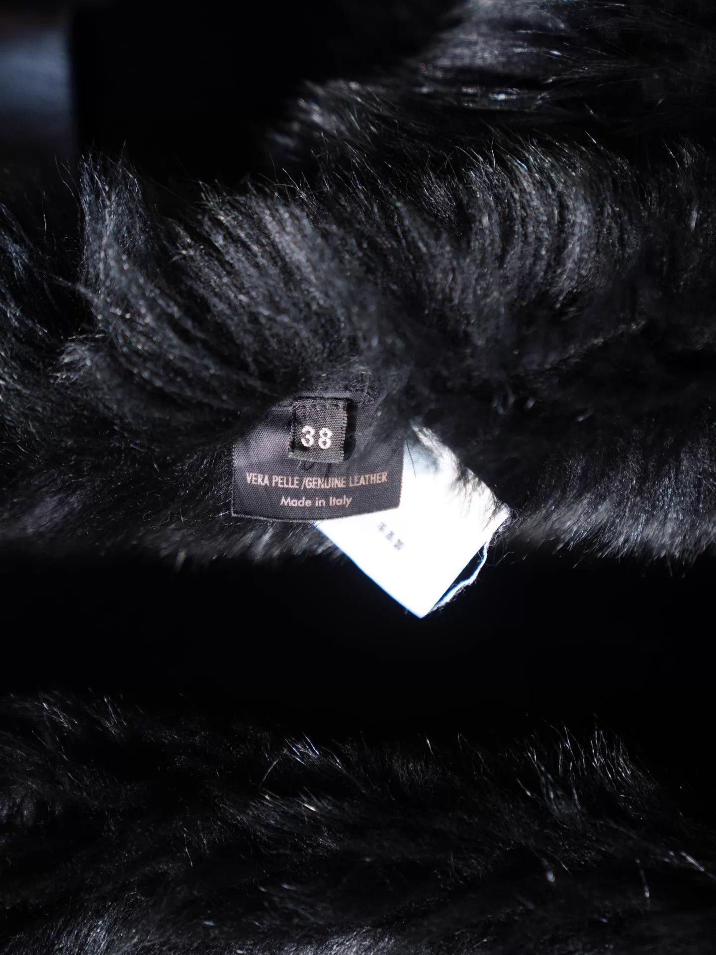 Gucci Gucci Vintage Tom Ford Era All Black Shearling Coat 38 Size XS / US 0-2 / IT 36-38 - 6 Thumbnail