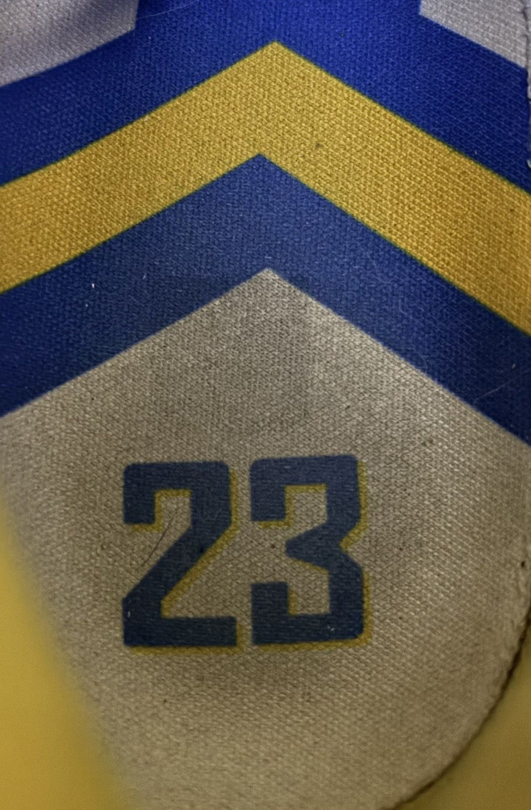 Jordan Brand Jordan 5 Retro Laney 2019 Size 11 Size US 11 / EU 44 - 7 Thumbnail
