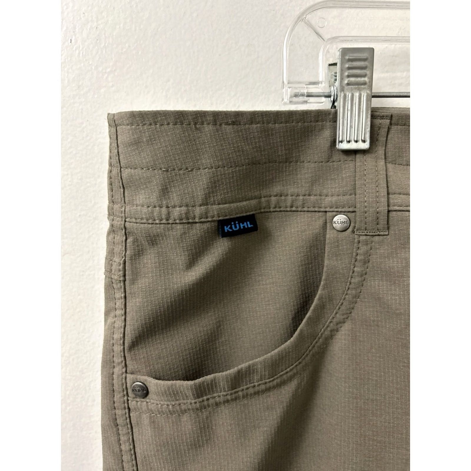 Vintage VINTAGE KUHL Silencr Kargo Shorts Mens Sz 40 Tan Khaki Ripstop Hiking Outdoor 10" 5230 Size US 40 / EU 56 - 5 Thumbnail