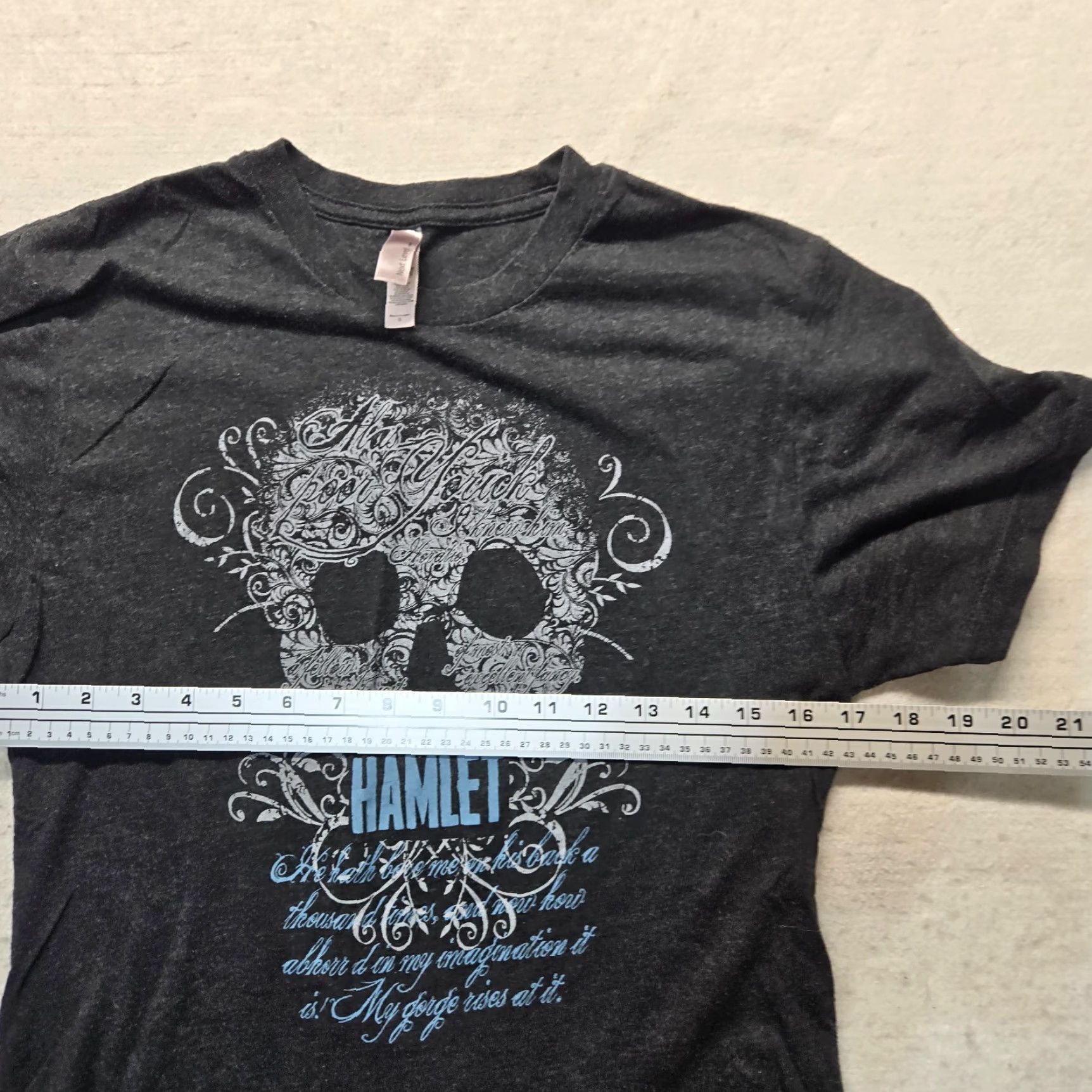 Vintage Shakespeare Hamlet Quote Black T-Shirt Adult Men's Size S Size US S / EU 44-46 / 1 - 4 Thumbnail