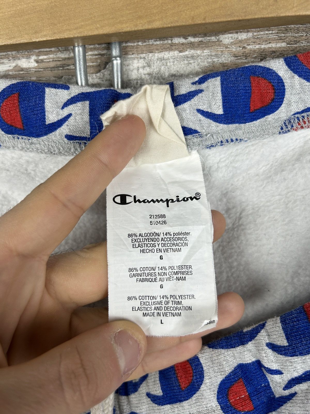 Champion × Vintage Mens Vintage Champion Monogram Sweatpants Reverse Weave Warm Size US 34 / EU 50 - 11 Thumbnail