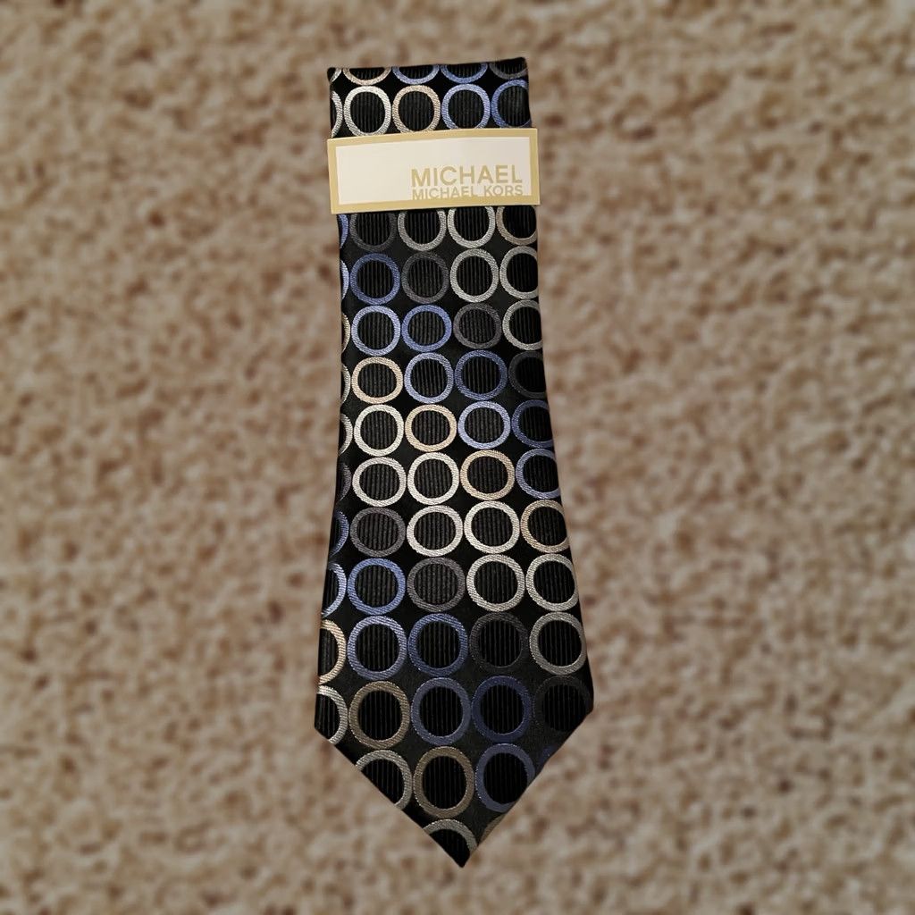 Michael Kors Michael Kors Navy Blue Silk Geometric Design Necktie - Men, Classic Width, 59.5" Length, New with Tags Size ONE SIZE - 1 Thumbnail