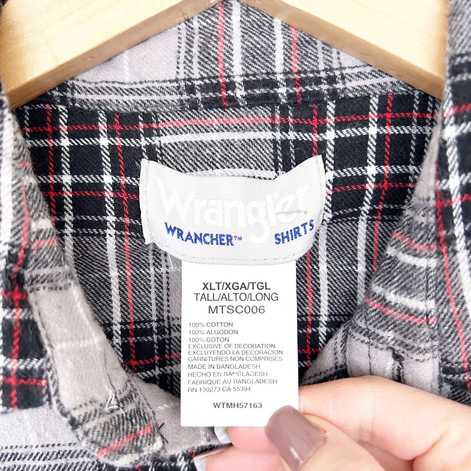 Wrangler Wrangler Wrancher Pearl Snap Black Gray Plaid Shirt Sz XLT Size US XL / EU 56 / 4 - 2 Thumbnail
