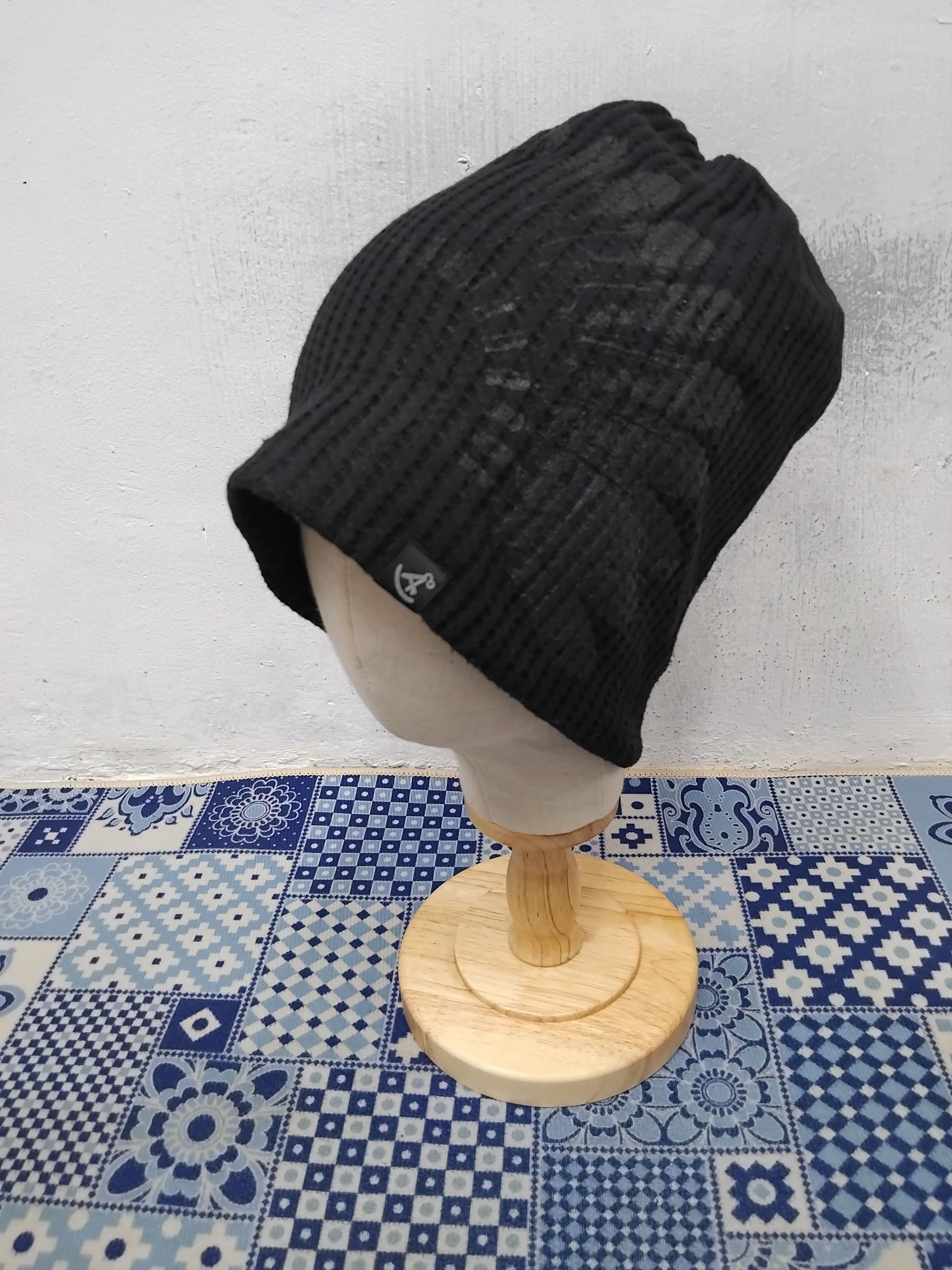 Japanese Brand 💥Apache black colour beanie hat Size ONE SIZE - 1 Thumbnail