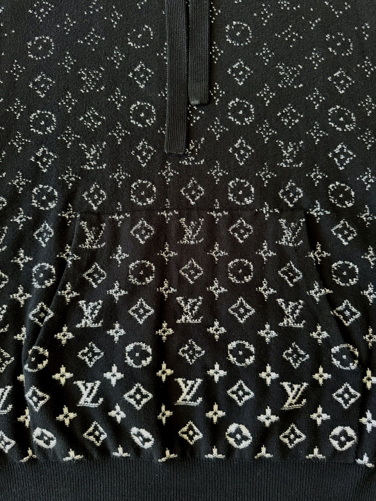 Louis Vuitton Louis Vuitton - Virgil Abloh -AW22 Gradient Monogram Hoodie Size US M / EU 48-50 / 2 - 9 Thumbnail