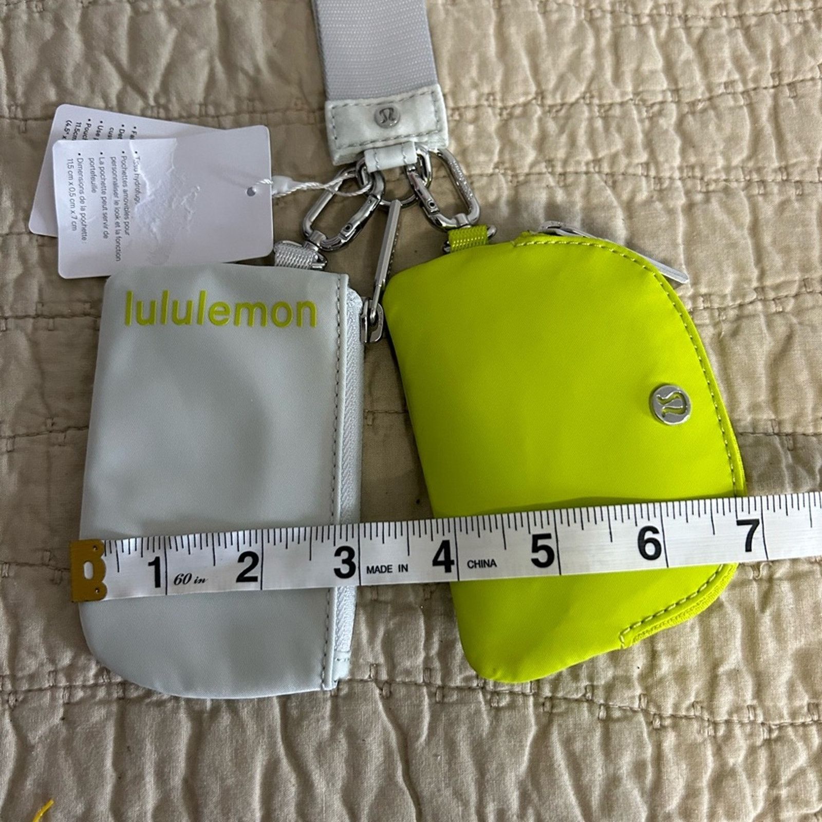 Lululemon Lululemon Dual Pouch Wristlet Vapor Lichen Lime NWT Size ONE SIZE - 9 Thumbnail