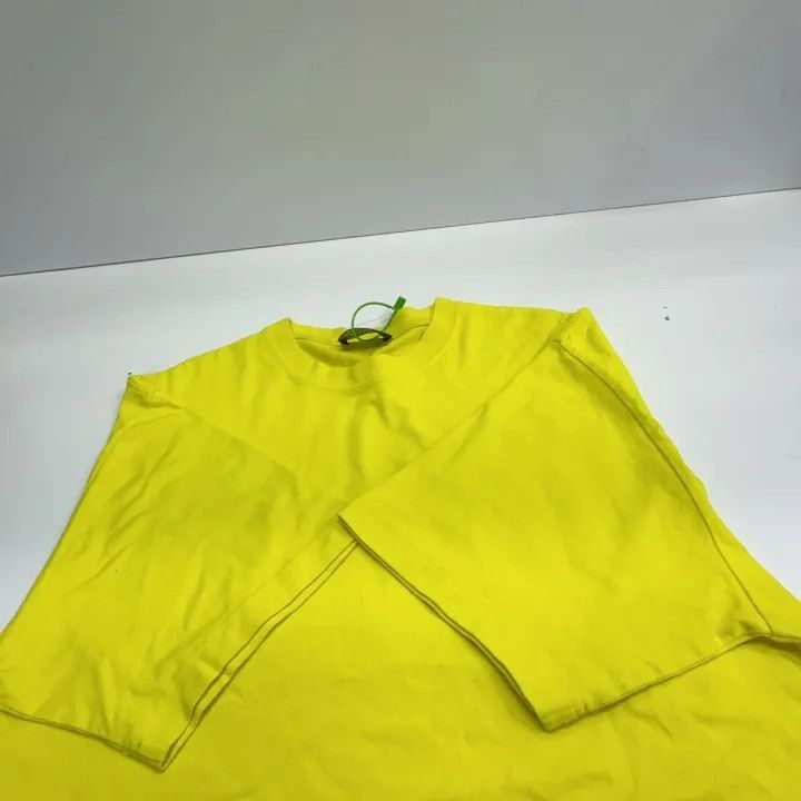 Balenciaga Balenciaga Balenciaga Yellow Logo Vintage TShirt Men's -25 Size US S / EU 44-46 / 1 - 6 Thumbnail