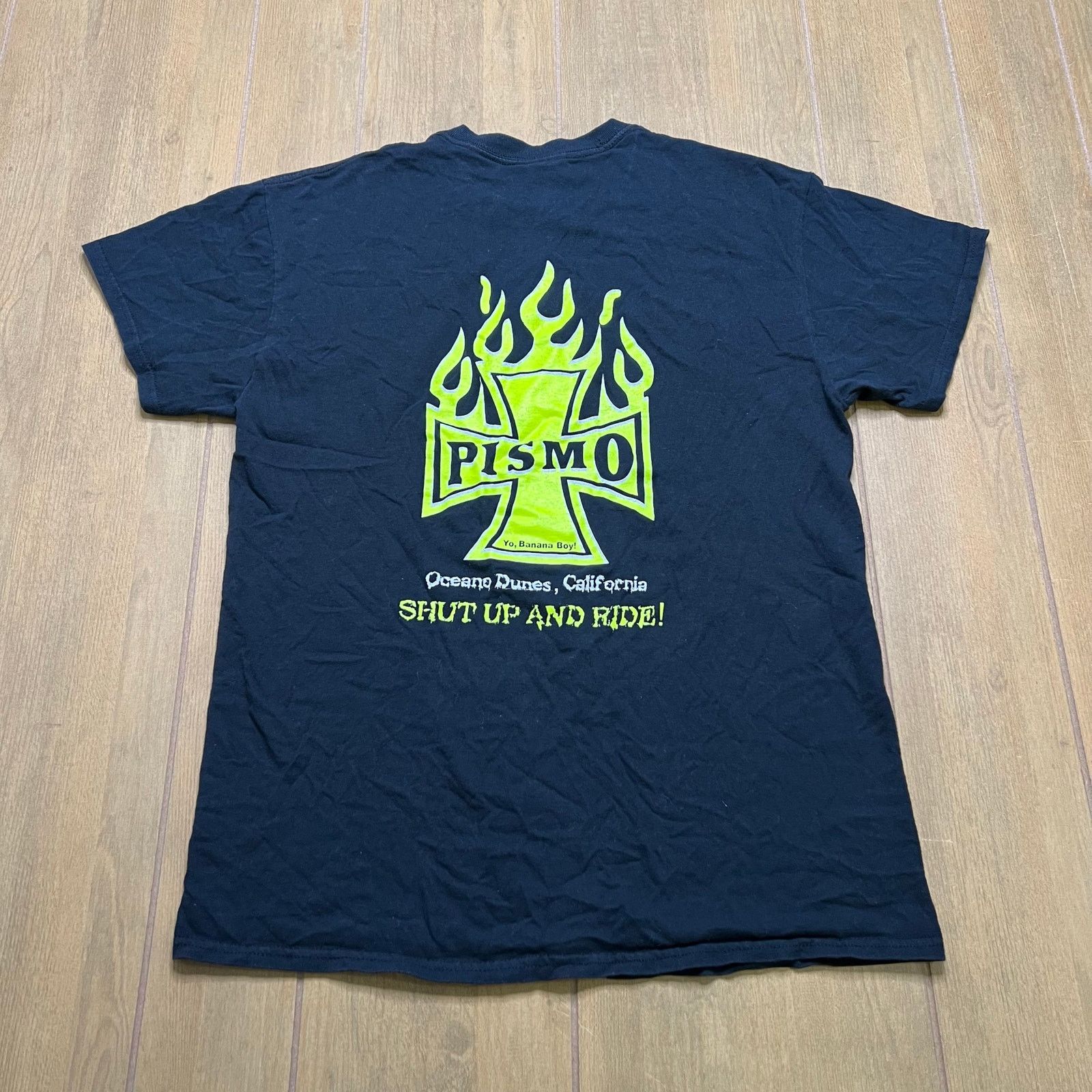 Gildan PISMO Yo, Banana Boy Oceano Dunes, California T-shirt Sz M Size US M / EU 48-50 / 2 - 7 Thumbnail