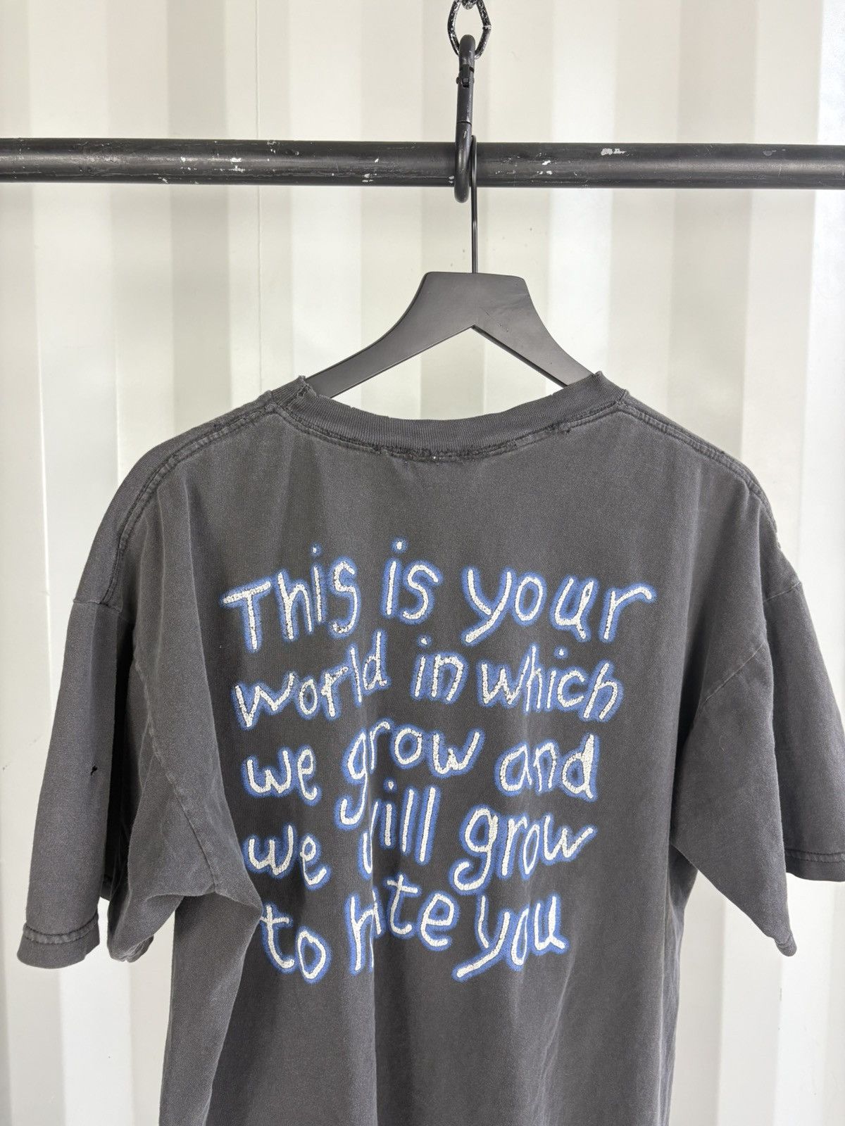 Band Tees Vintage Marilyn Manson This is Your World Faded Shirt Size US XL / EU 56 / 4 - 4 Thumbnail