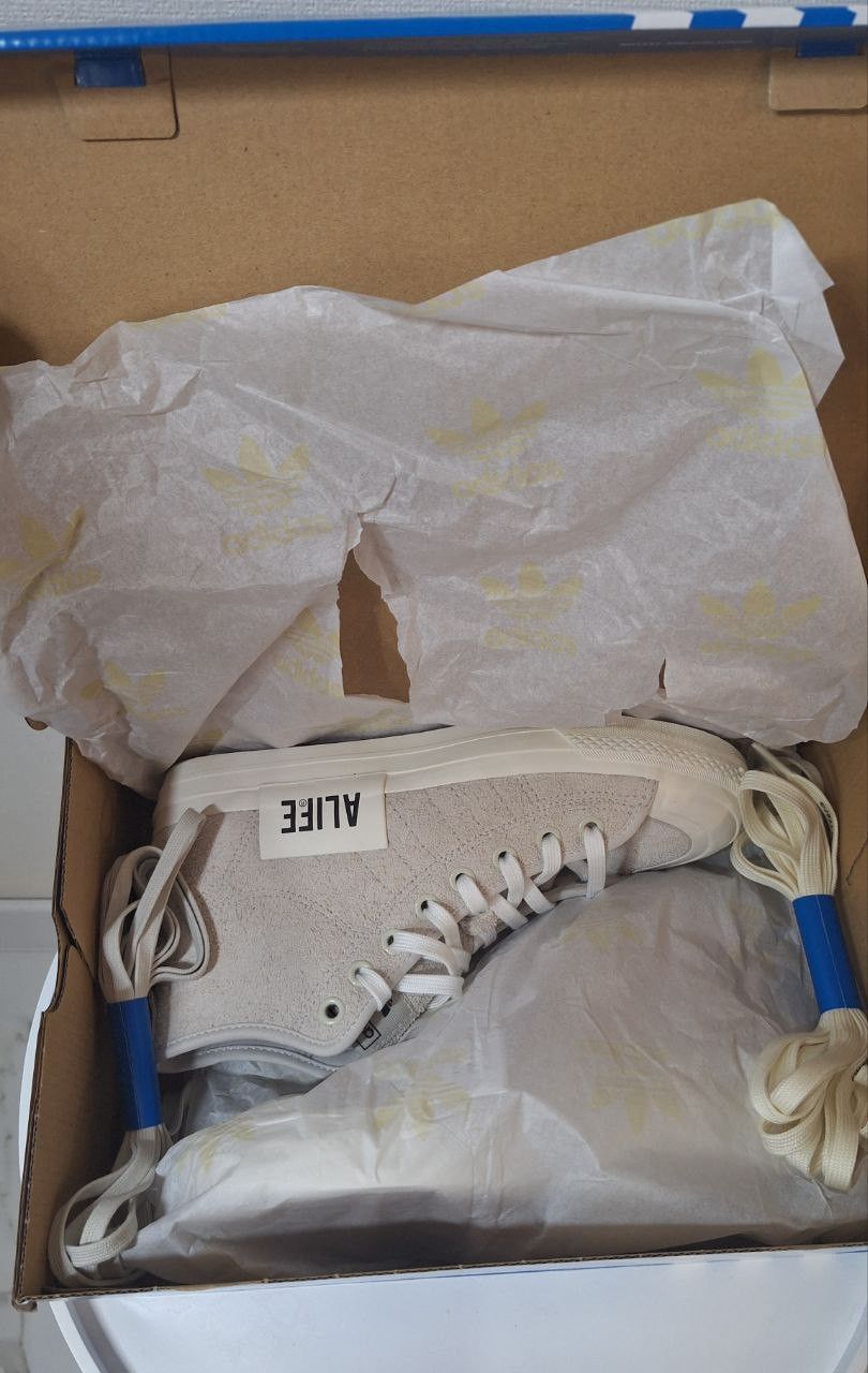 Adidas Adidas Nizza Hi Alife Size US 7.5 / EU 40-41 - 1 Thumbnail
