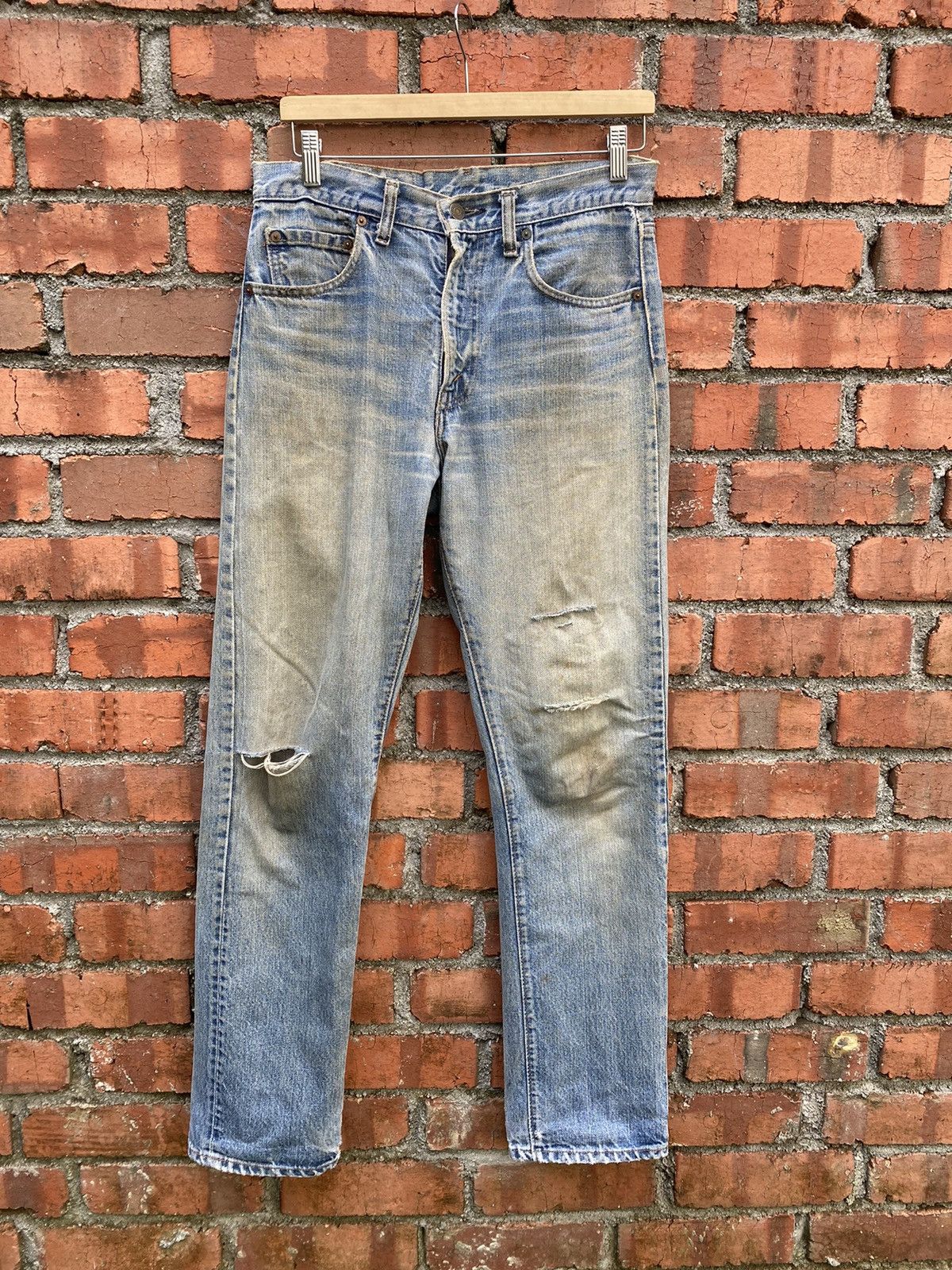 Levi's × Levi's Vintage Clothing × Vintage size 31x32 vintage levi's 505 distressed 80s made in USA Size US 31 - 1 Thumbnail