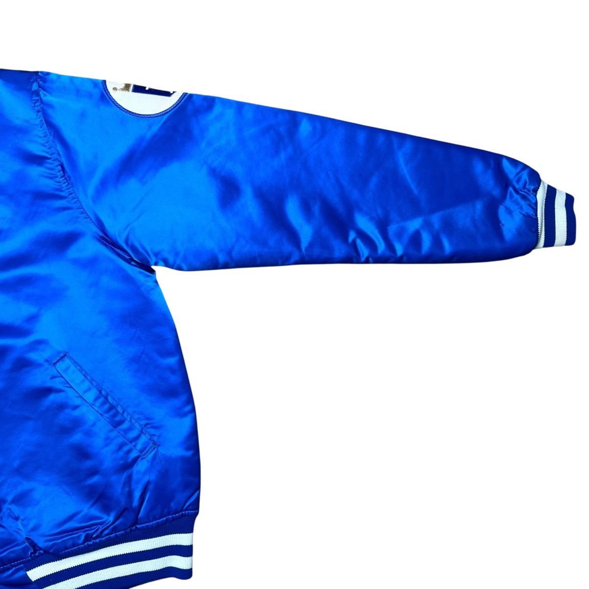 Starter 1990s MLB Kansas City Royals Starter Spell Out Satin Jacket Size US L / EU 52-54 / 3 - 7 Thumbnail