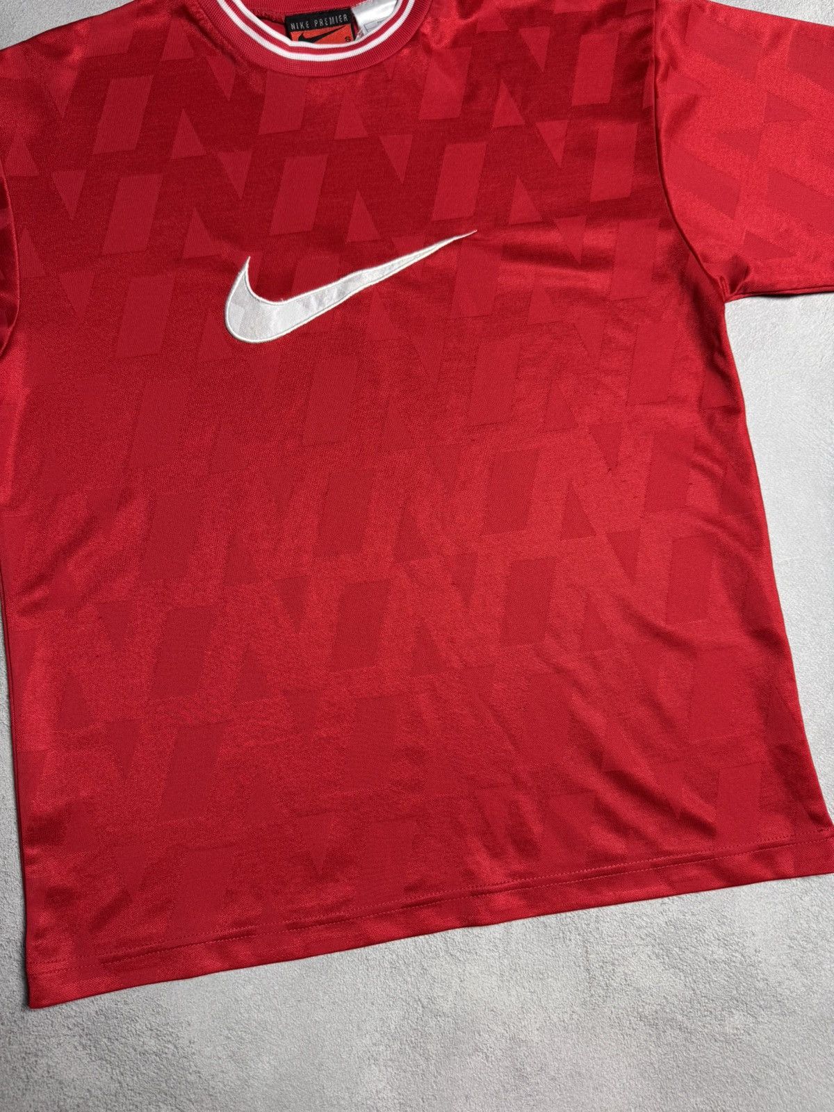 Nike 1990s Nike Premier Vintage Big Logo Shirt Jersey Size US S / EU 44-46 / 1 - 4 Thumbnail