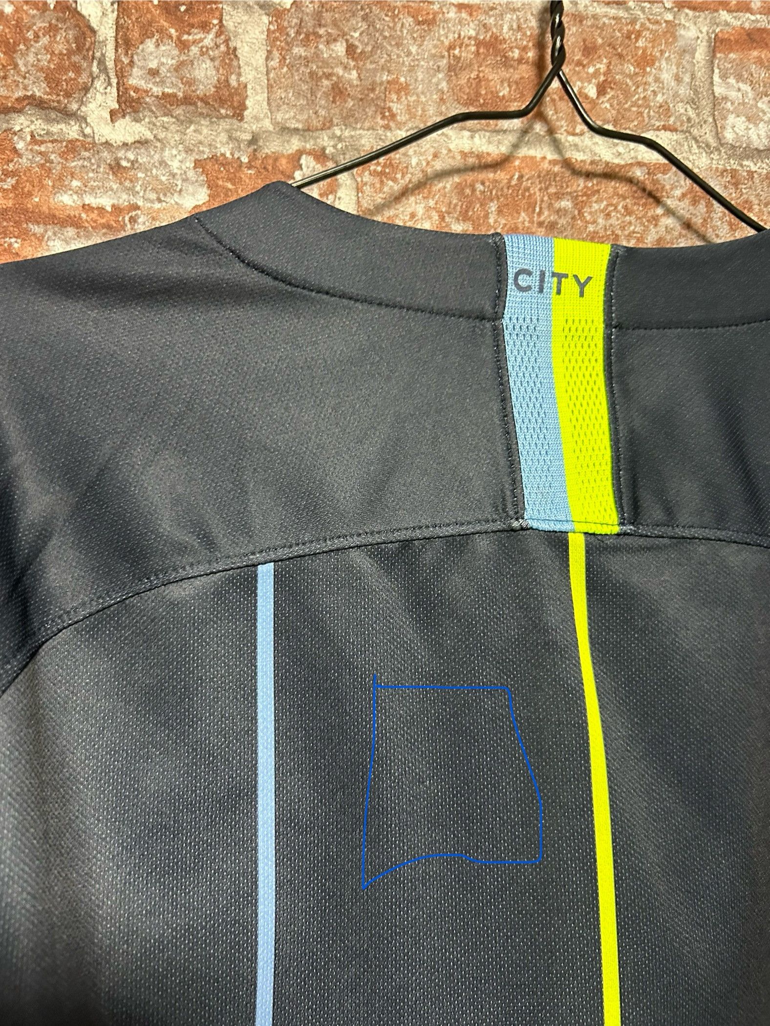 Nike Manchester City 2018 2019 Away Football Shirt 919002-476 Size US L / EU 52-54 / 3 - 13 Thumbnail