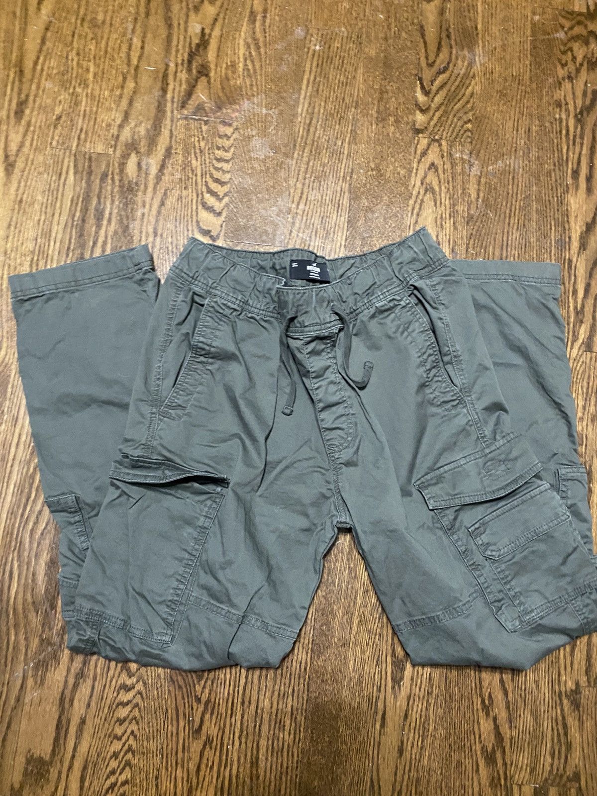 Hollister Olive green straight slim cargo pants. Size US 36 / EU 52 - 2 Thumbnail
