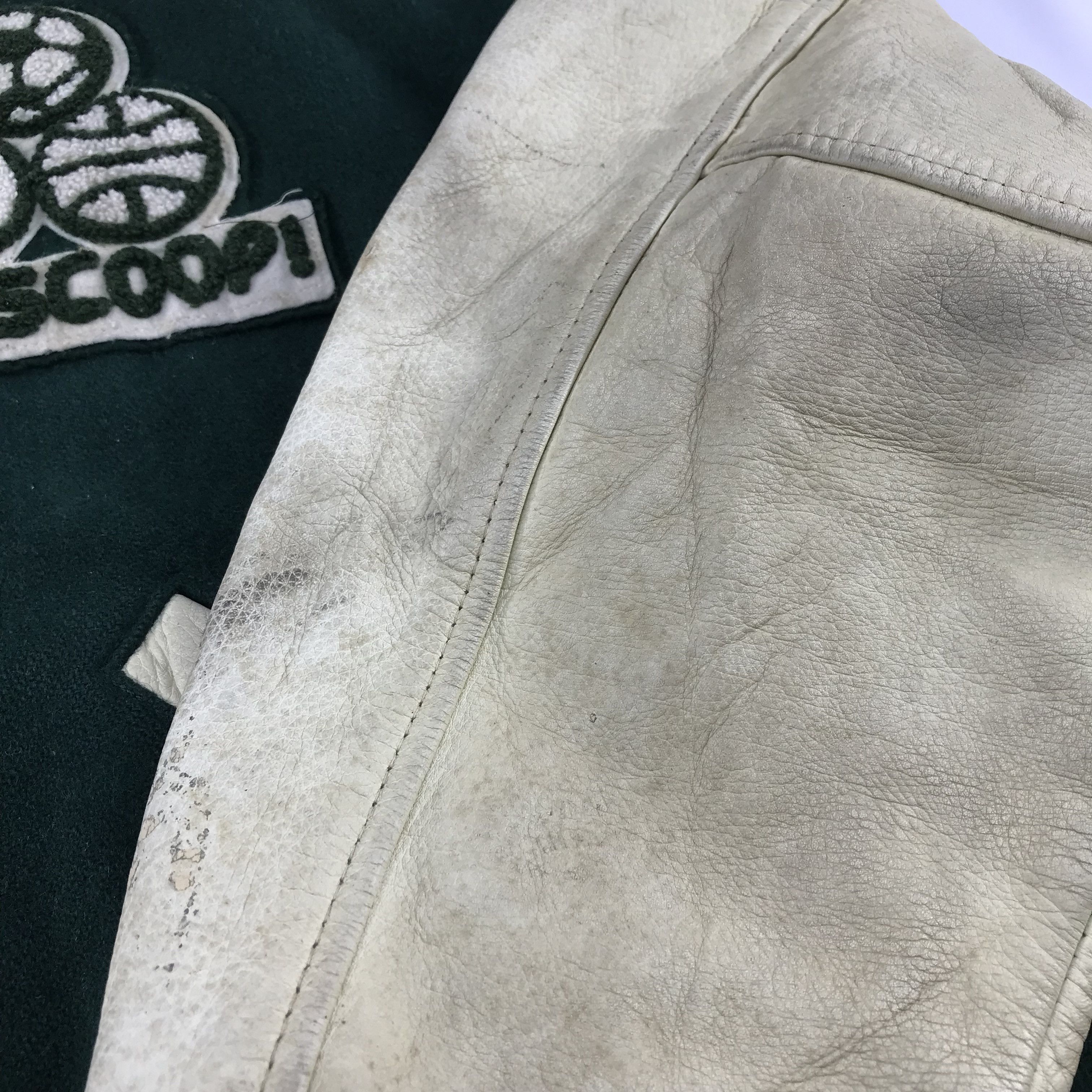 Vintage Vintage Hot Scoop Leather Varsity Jacket K1231 Size US L / EU 52-54 / 3 - 13 Thumbnail