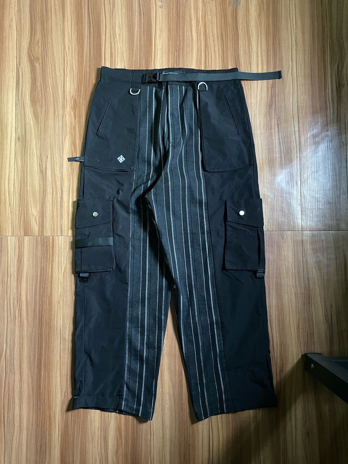 Designer × Hypebeast Squadunidentified Pants Size US 36 / EU 52 - 1 Thumbnail