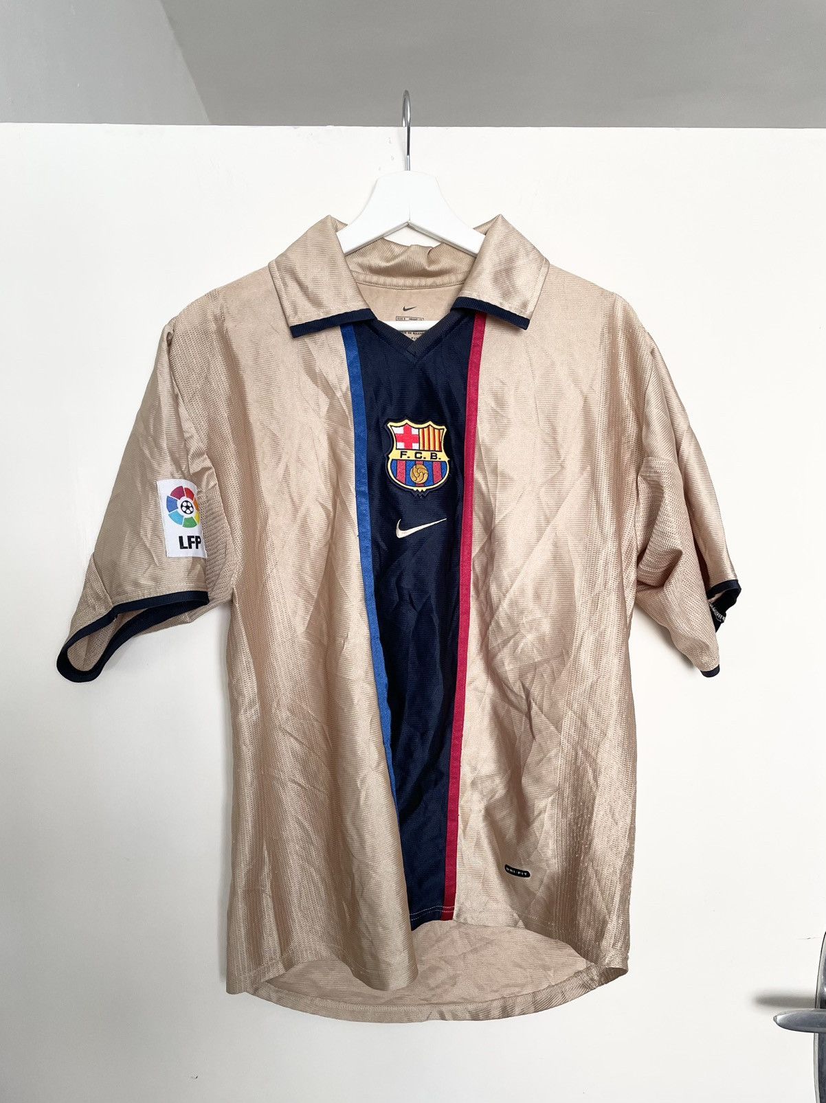 Barcelona 2001/2002 away Nike jersey