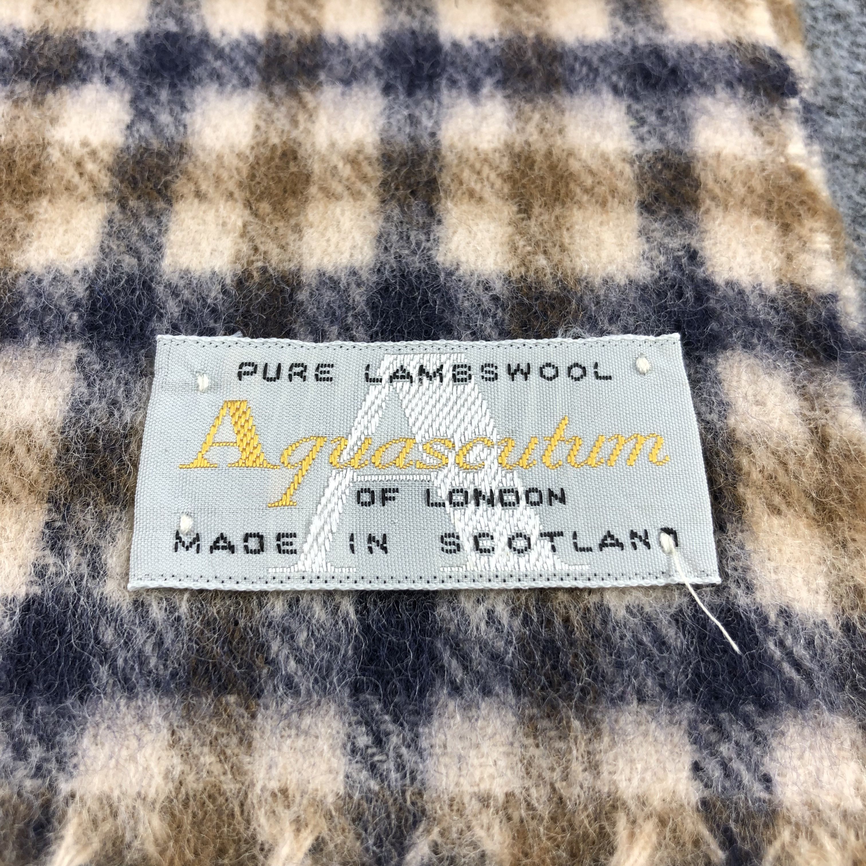 Aquascutum Aquascutum Iconic Gingham Wool Scarf Muffler V813 Size ONE SIZE - 5 Thumbnail