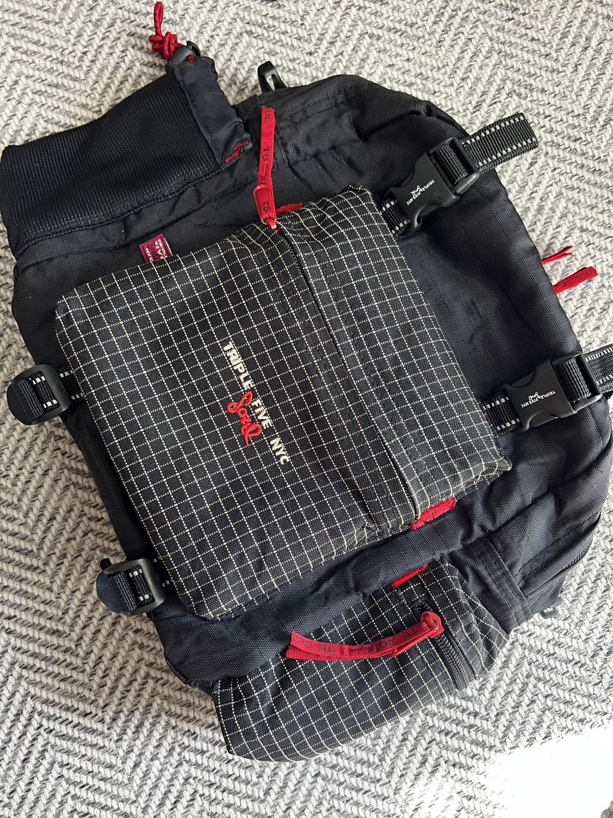 Triple 5 Soul × Vintage VINTAGE TRIPLE FIVE 555 SOUL NYC TACTICAL WAIST BACKPACK Size ONE SIZE - 4 Thumbnail