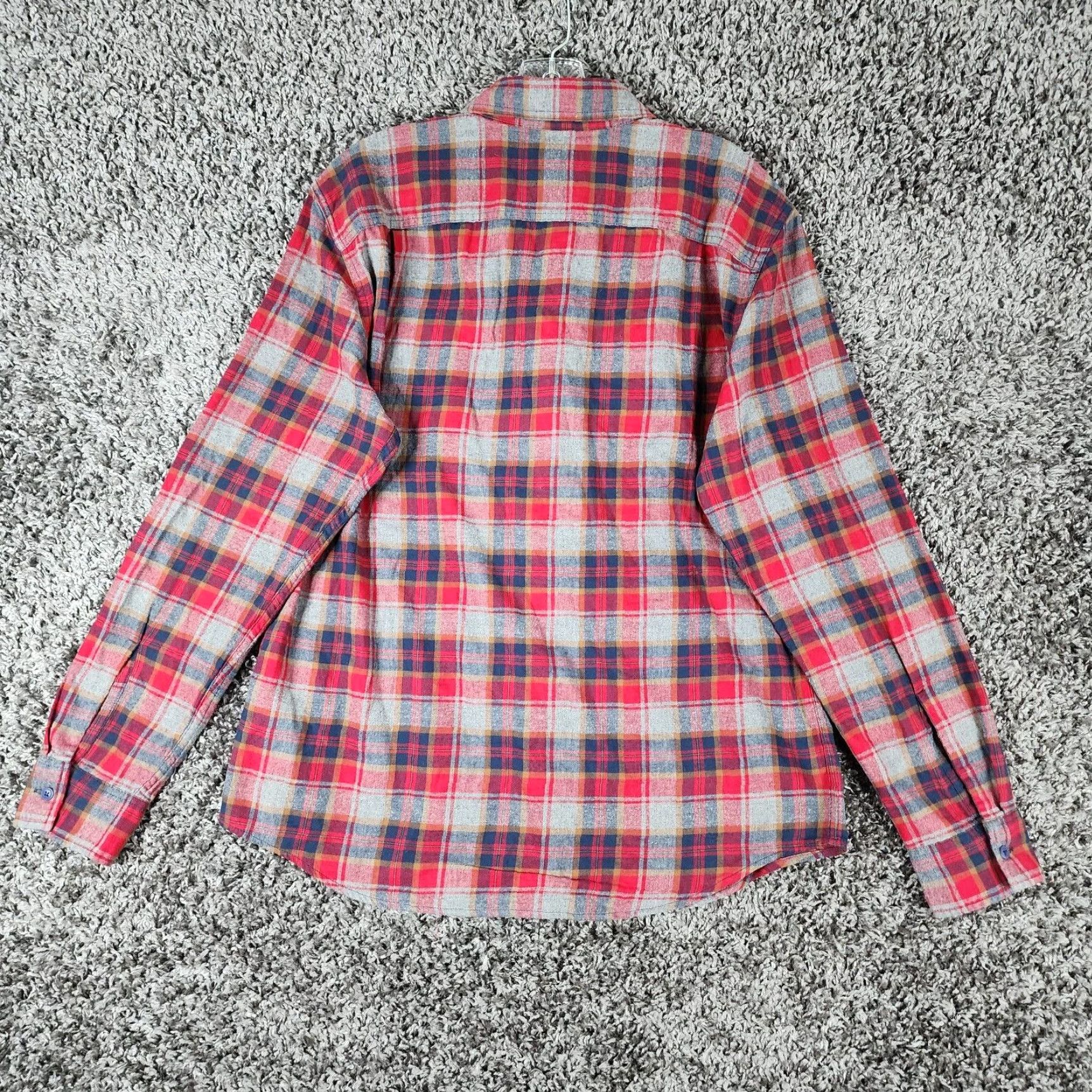 American Eagle Outfitters American Eagle Outfitters Shirt Men Size M Red Plaid Super Soft Button-Up Size US M / EU 48-50 / 2 - 5 Thumbnail