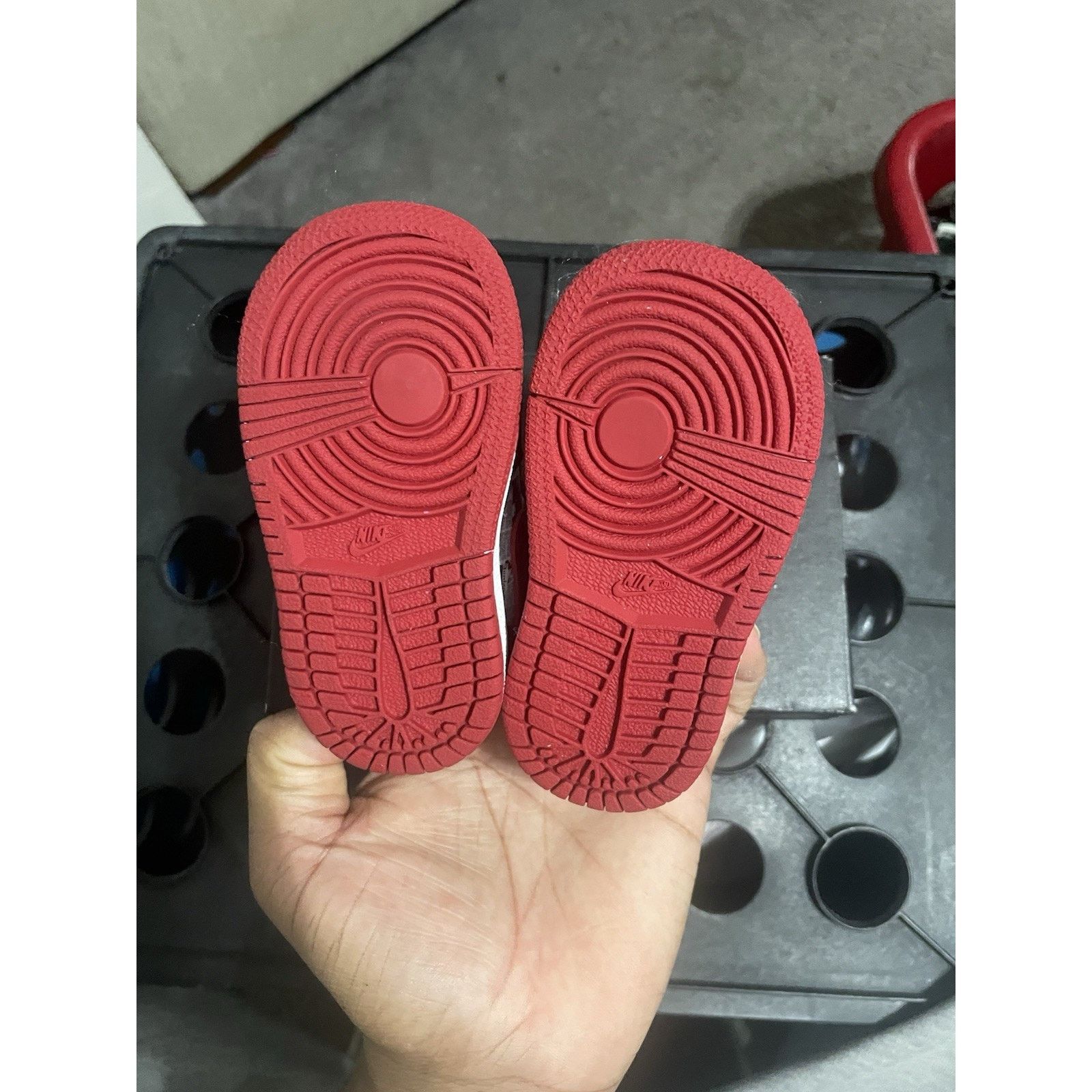 Jordan Brand Size 4c-Air Jordan 1 Mid SE TD Black Gym Red White Newspaper Size US 5 / EU 37 - 5 Thumbnail