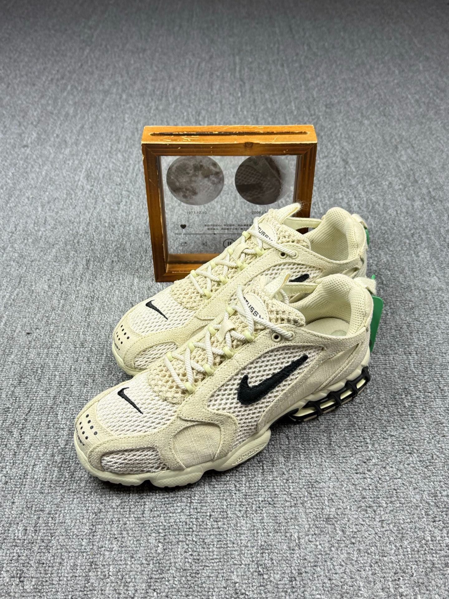 Nike Nike ZOOM SPIRIDO Yellow Lowtop Sneakers 9 Men Size US 9 / EU 42 - 1 Thumbnail
