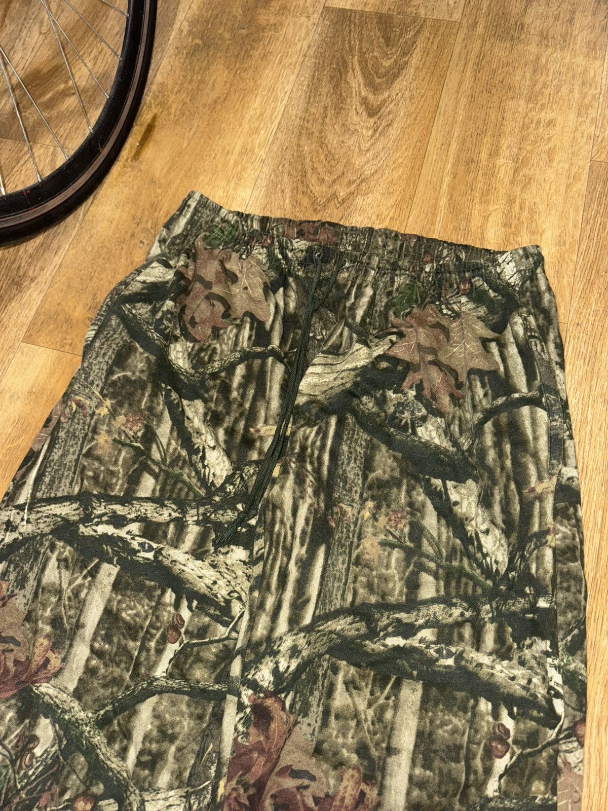 Vintage VINTAGE REALTREE CAMOUFLAGE SWEATPANTS Size US 30 / EU 46 - 5 Thumbnail