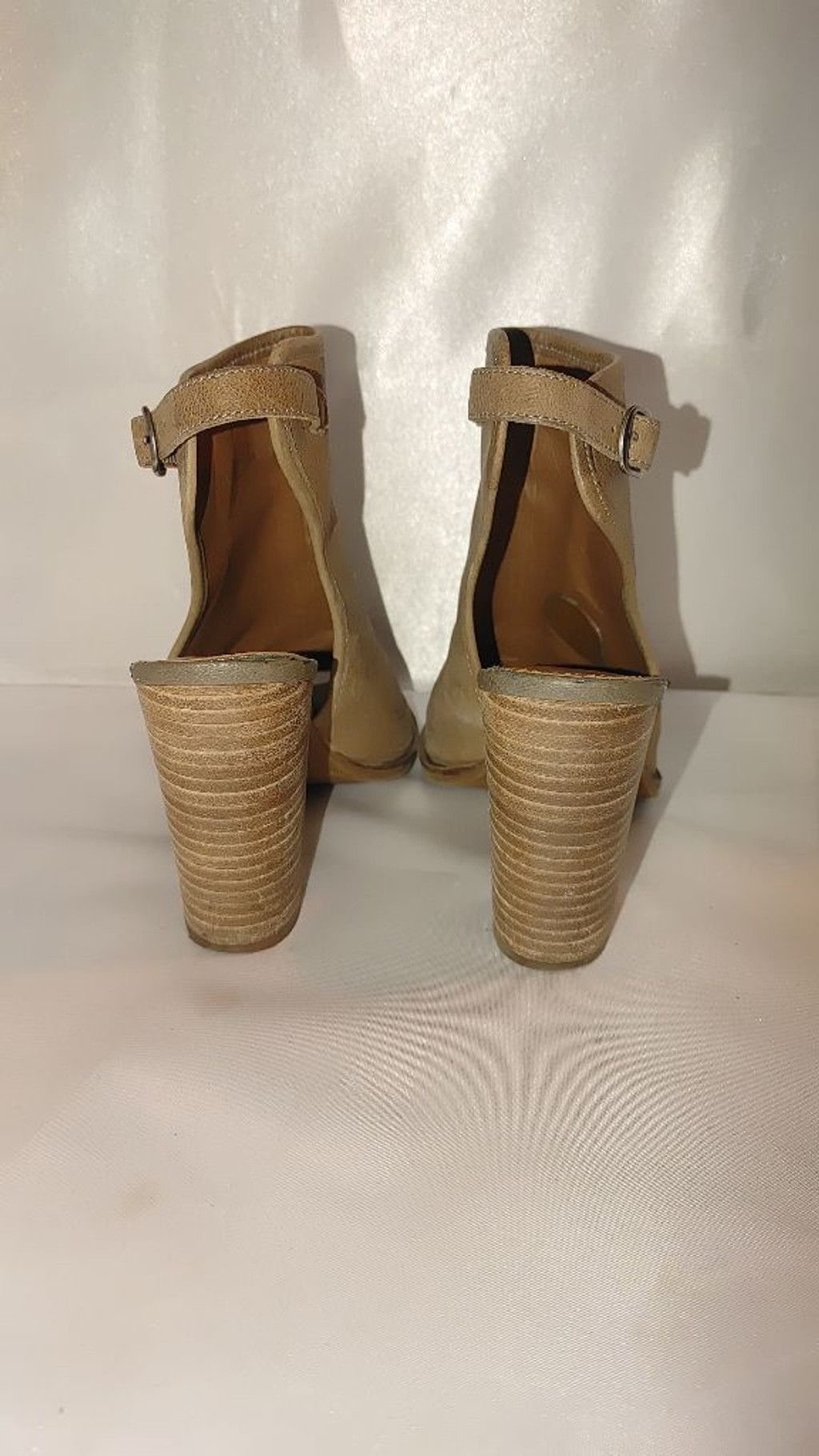 Lucky Brand Lucky Brand Lisza Peep-Toe Shooties Size 6.5 Size US 6.5 / IT 36.5 - 7 Thumbnail